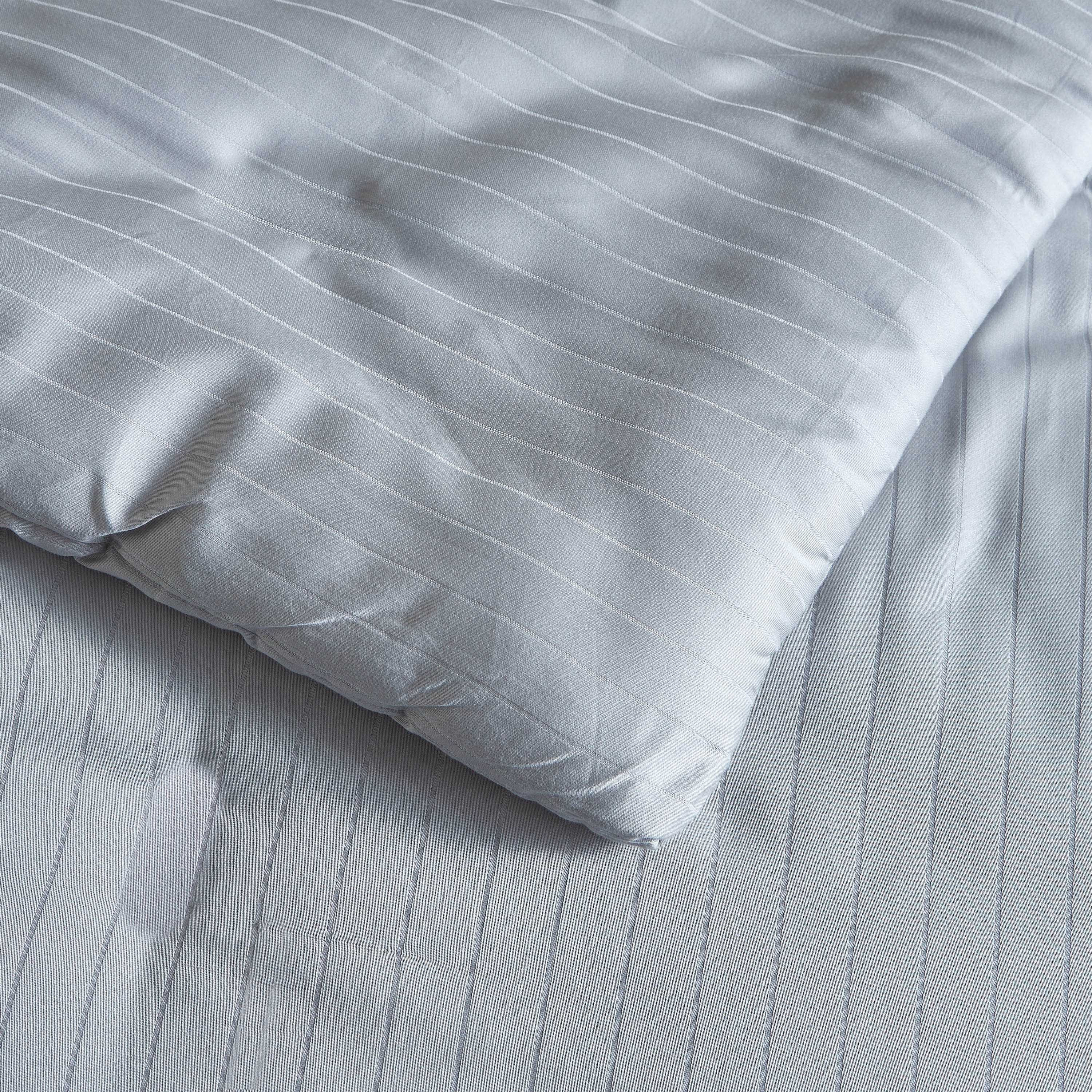 Hampton Cotton Sateen Jacquard 220 Thread Count 3-Piece Queen Comforter Set - 200x240 cm-household-bedding-comfortersandbedspreads-comforters-image-4