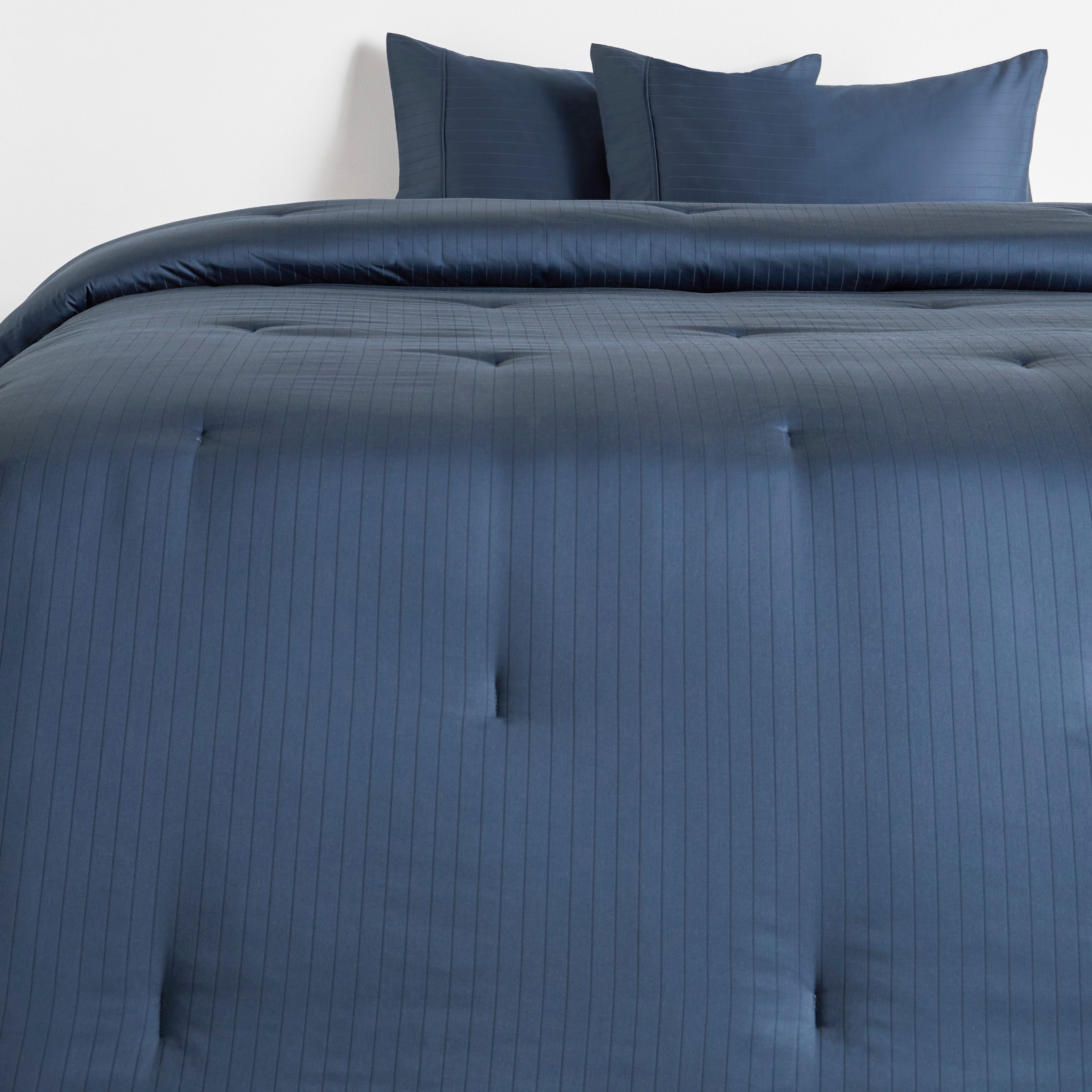 Hampton Cotton Sateen Jacquard 220 Thread Count 3-Piece Super King Comforter Set - 250x260 cm-household-bedding-comfortersandbedspreads-comforters-image-2