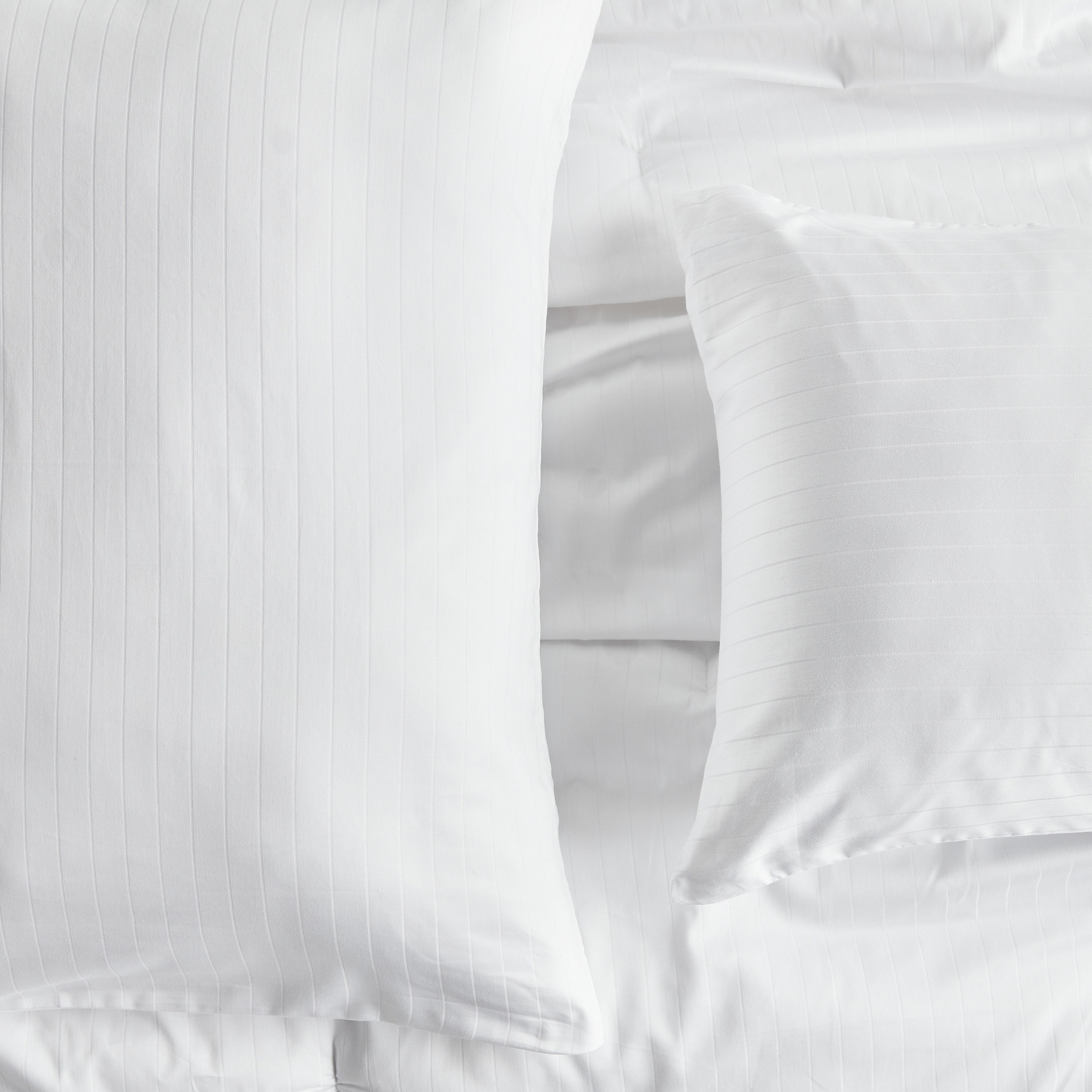 Hampton Cotton Sateen Jacquard 220 Thread Count 3-Piece Super King Comforter Set - 250x260 cm-household-bedding-comfortersandbedspreads-comforters-image-3