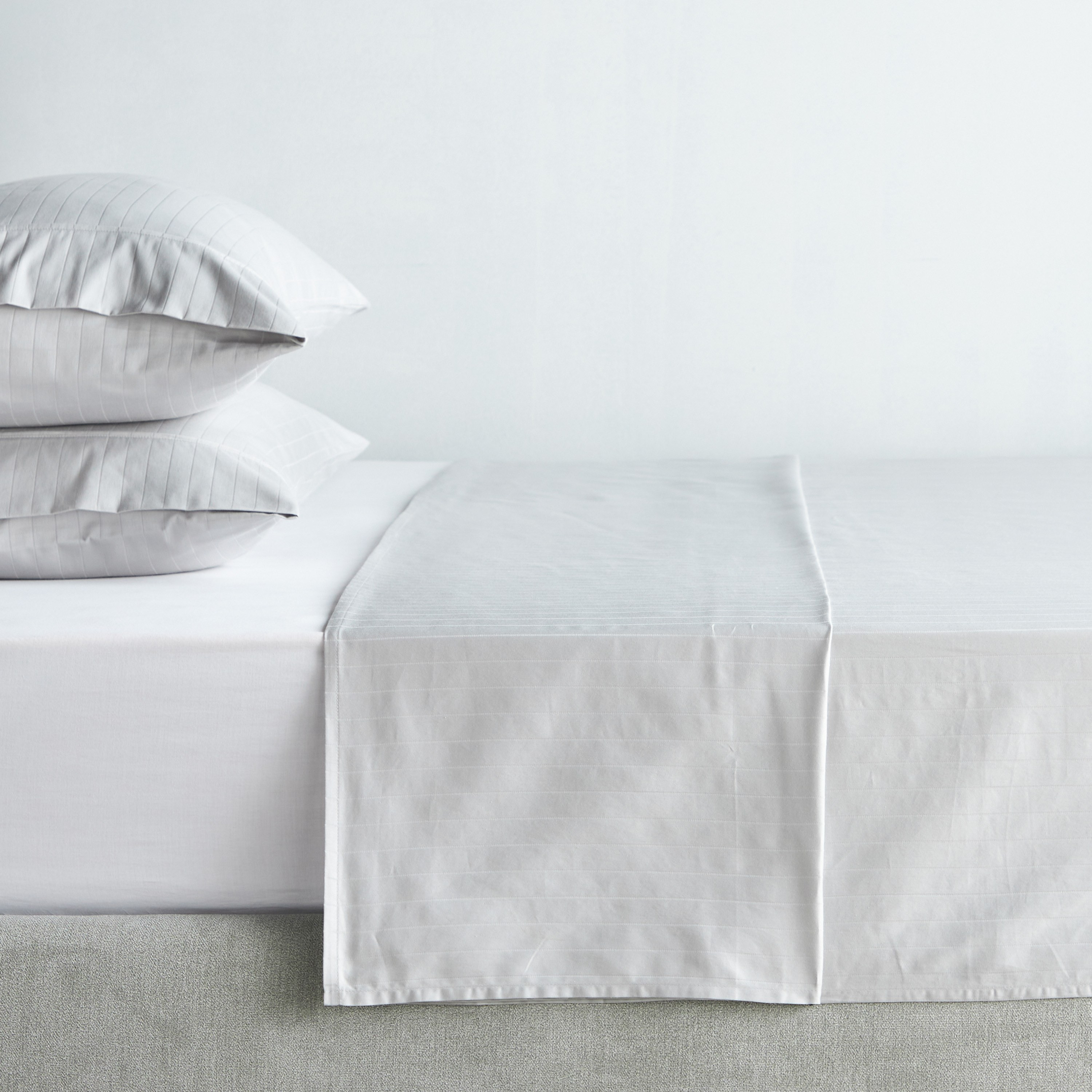 Hampton Cotton Sateen 220 Thread Count Super King Flat Sheet - 260x270 cm-household-bedding-sheetsandpillowcases-flatsheets-image-1