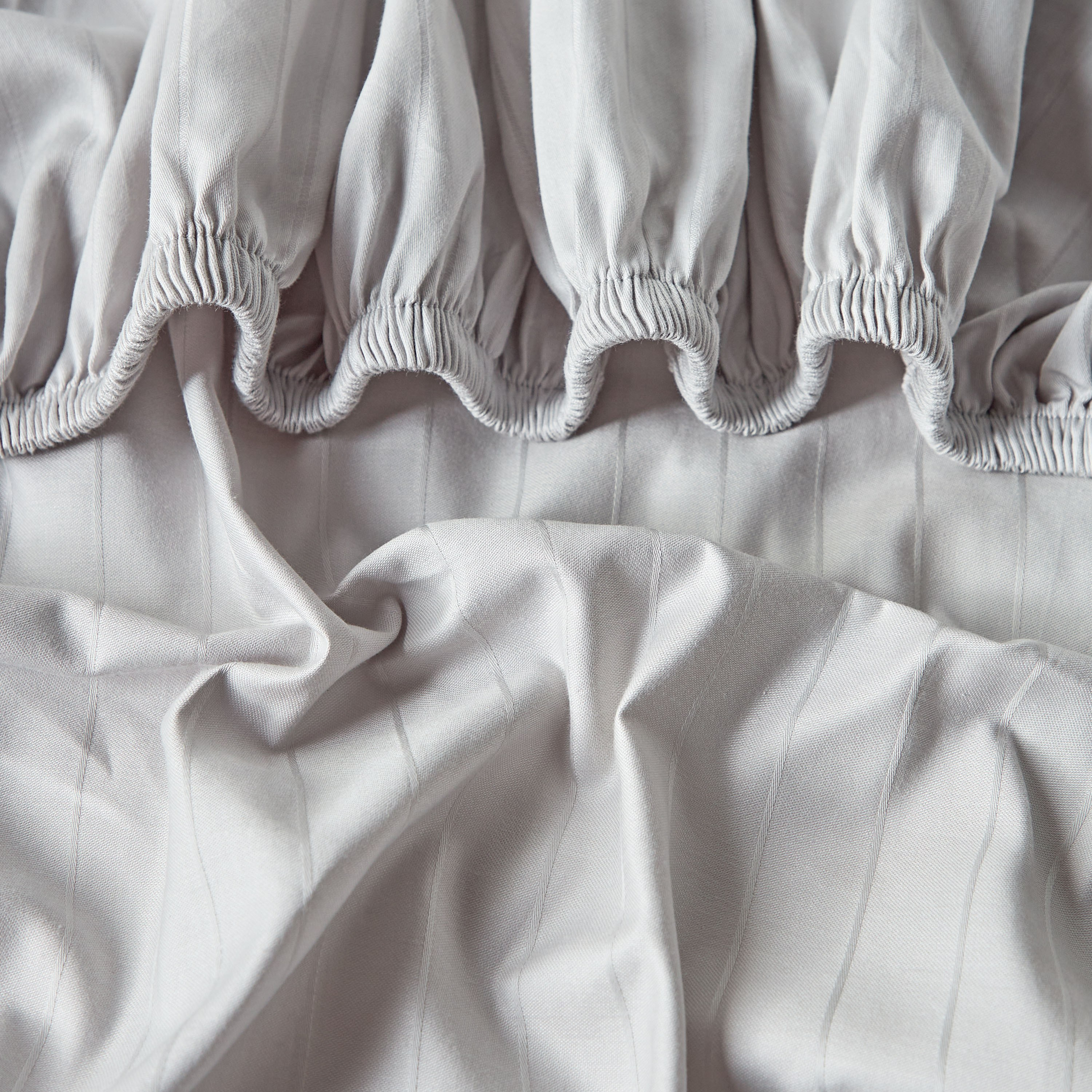 Hampton Cotton Sateen 220 Thread Count King Fitted Sheet - 180x205 cm-household-bedding-sheetsandpillowcases-fittedsheets-image-2