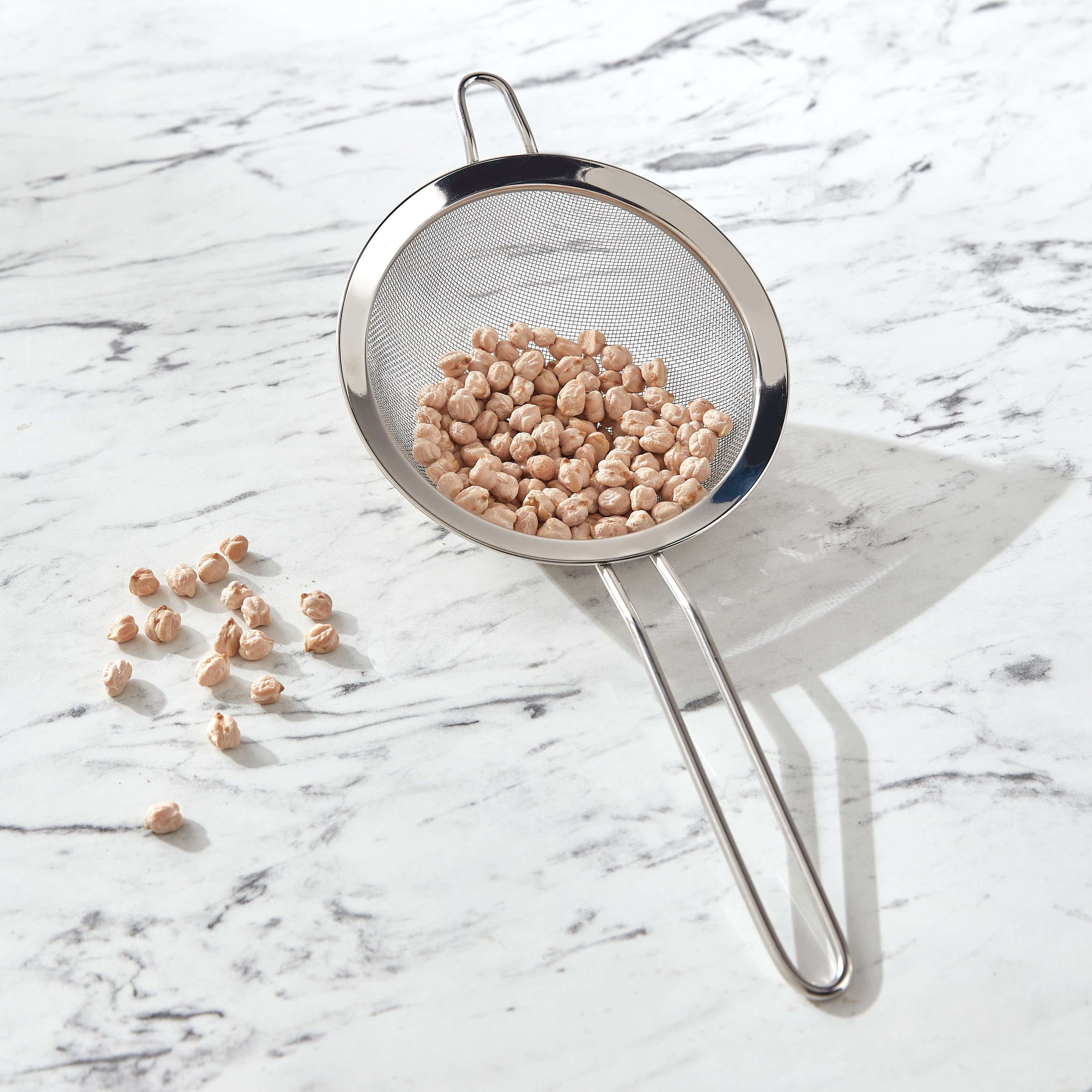 Essential Strainer-household-kitchen-kitchentoolsandutensils-colandersandstrainers-image-1