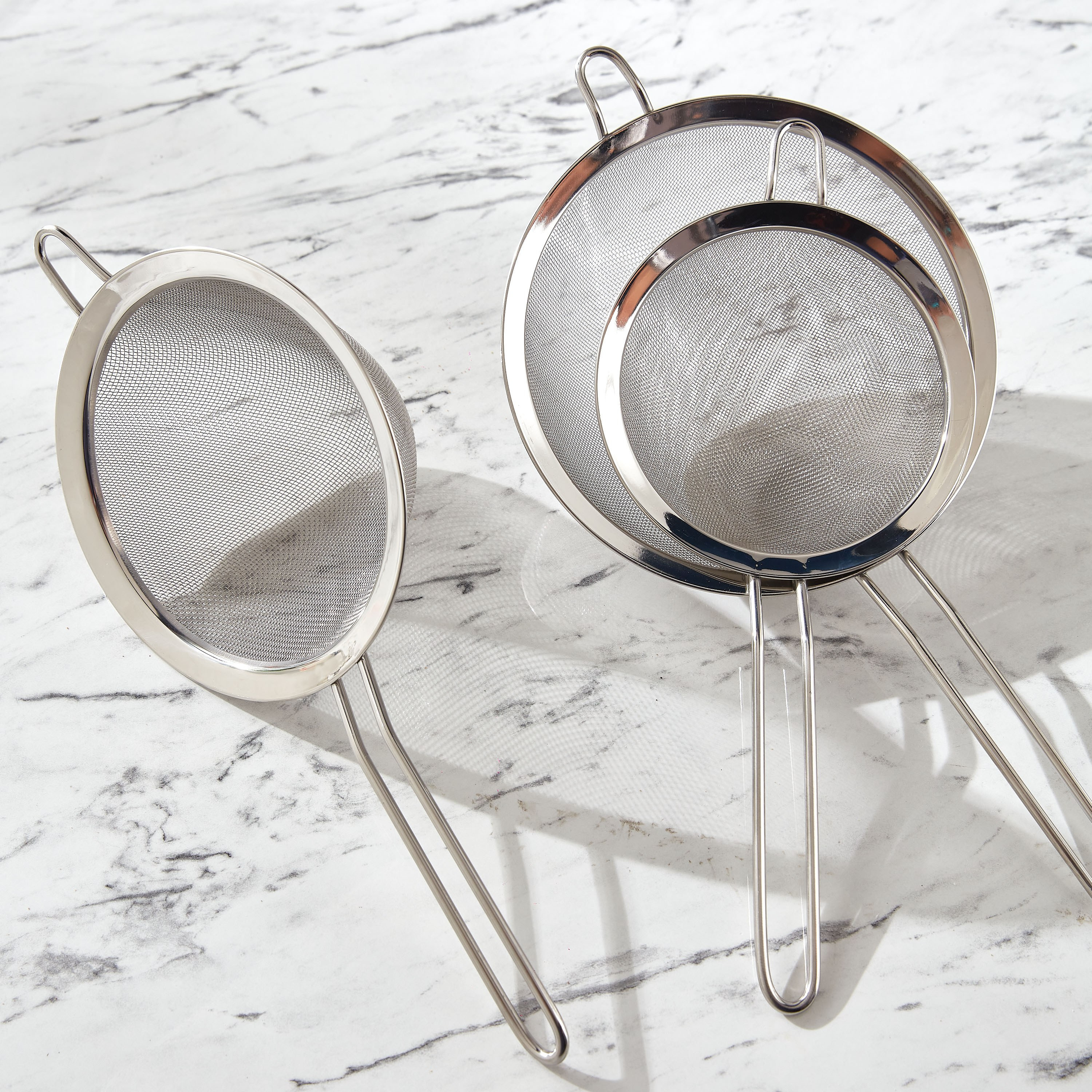 Essential Strainer-household-kitchen-kitchentoolsandutensils-colandersandstrainers-image-3