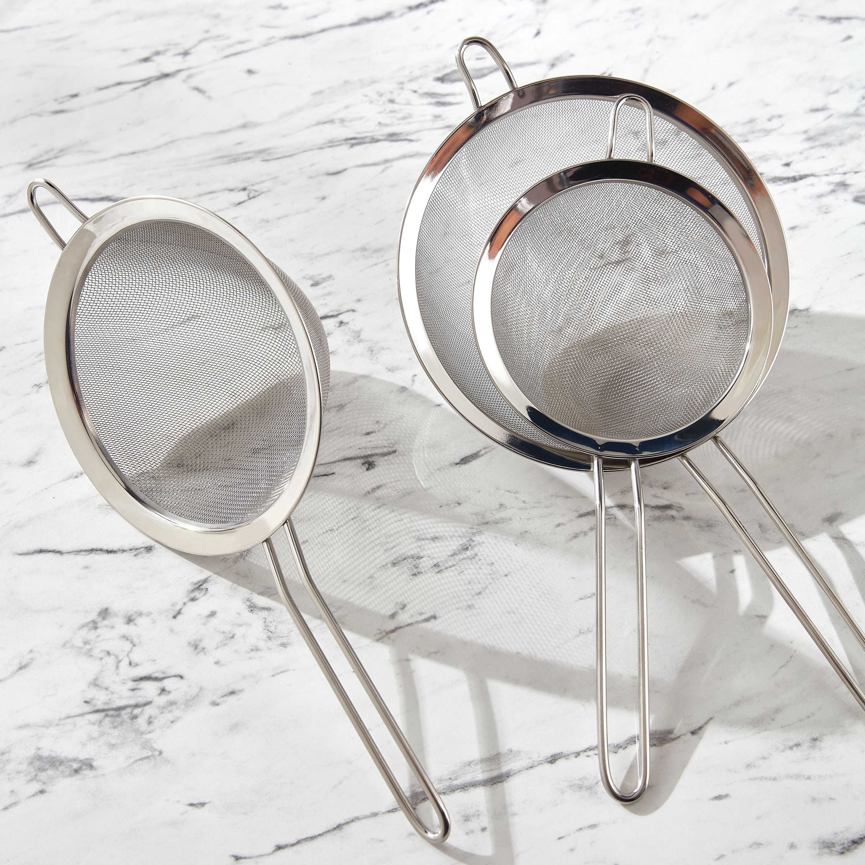 Essential Strainer-household-kitchen-kitchentoolsandutensils-colandersandstrainers-image-3