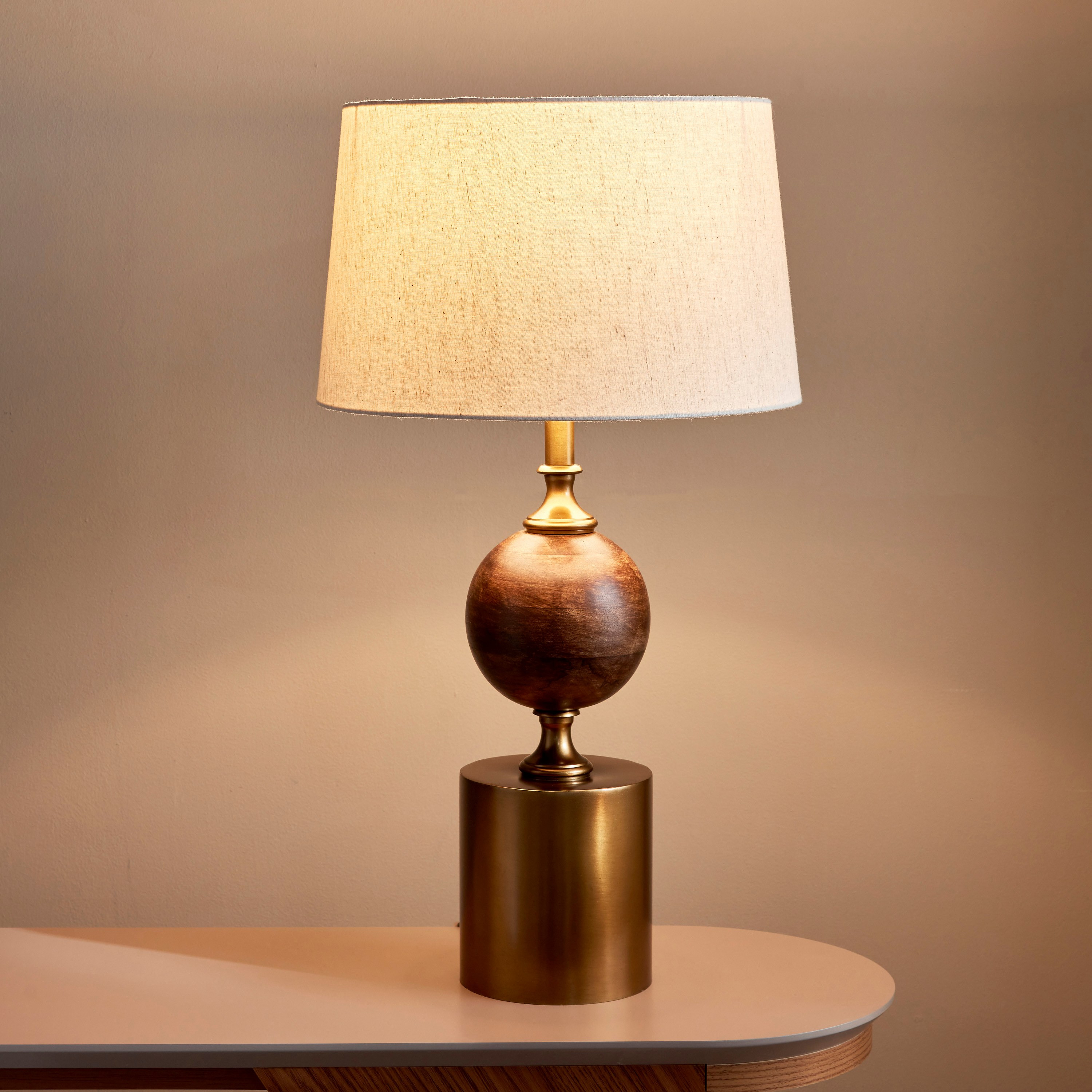 Resia Metal Table Lamp - 75 cm-household-lighting-tableanddesklamps-image-2