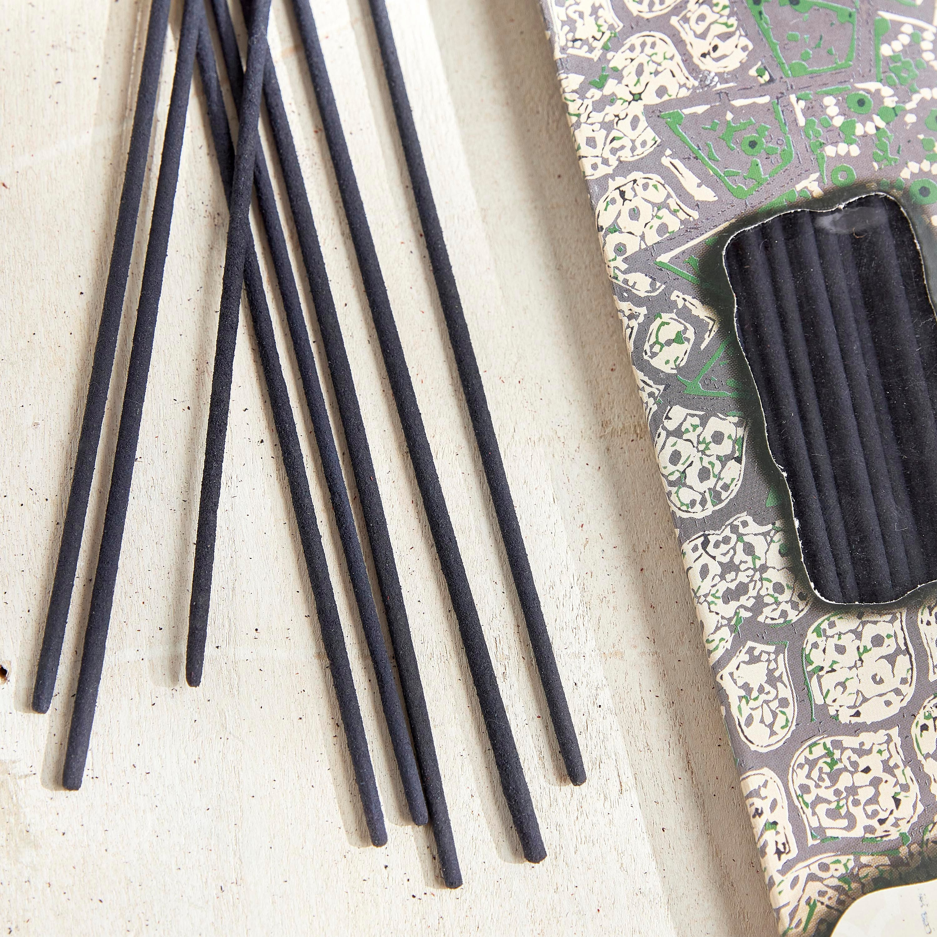 Patchouli Leaves Incense Sticks - Set of 40-household-homefragrance-potpourri-image-2