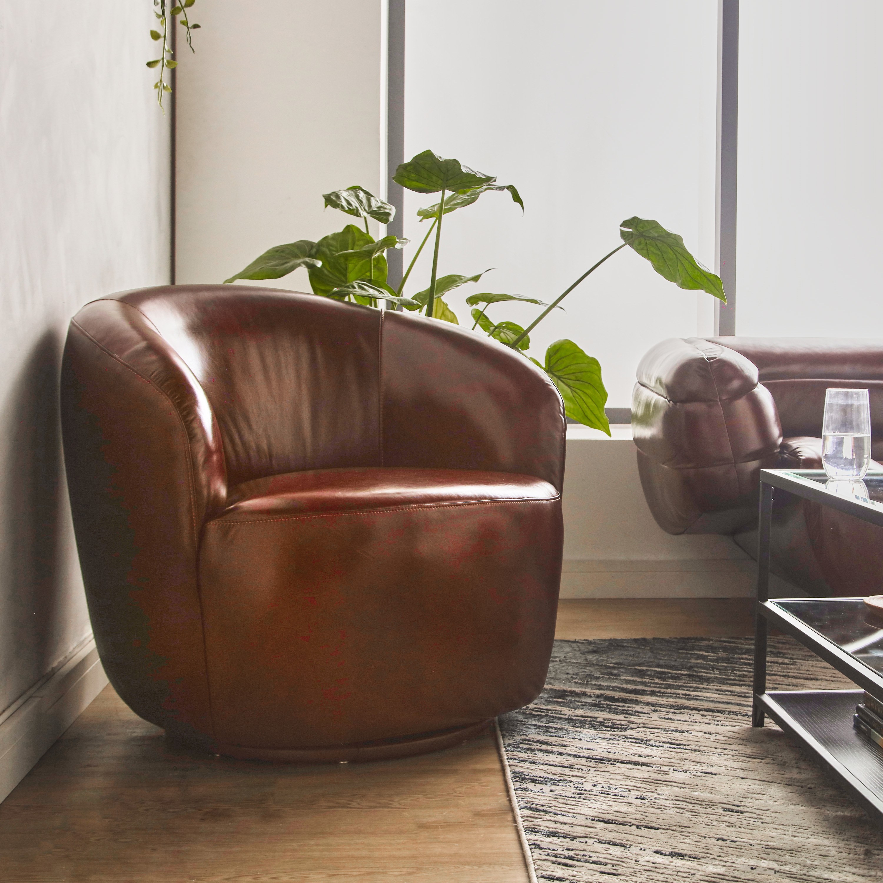 Leather swivel chair living shop room