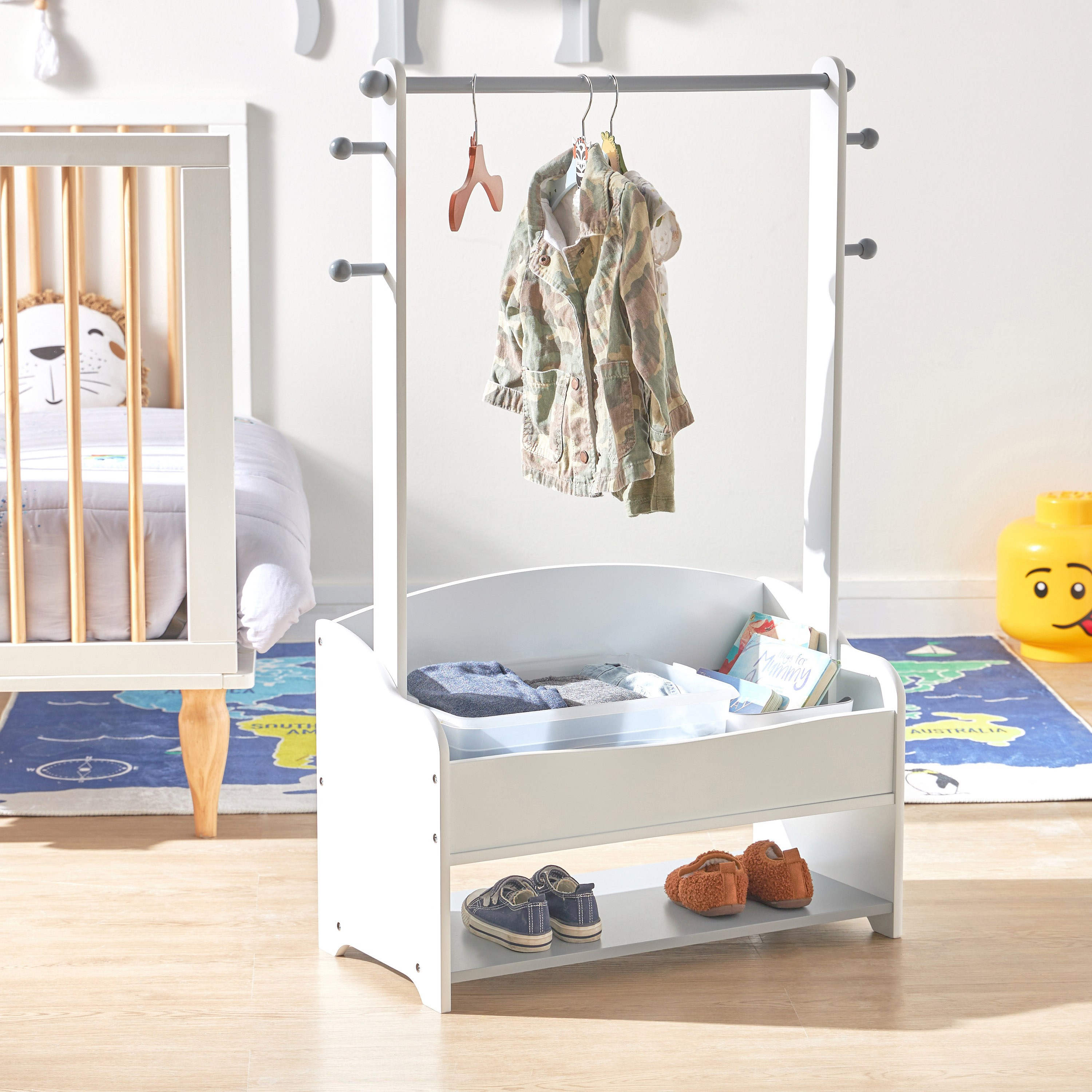 علاّقة ملابس - تايلر-babyandkids-bathandstorage-storage-clotheshanger-image-1