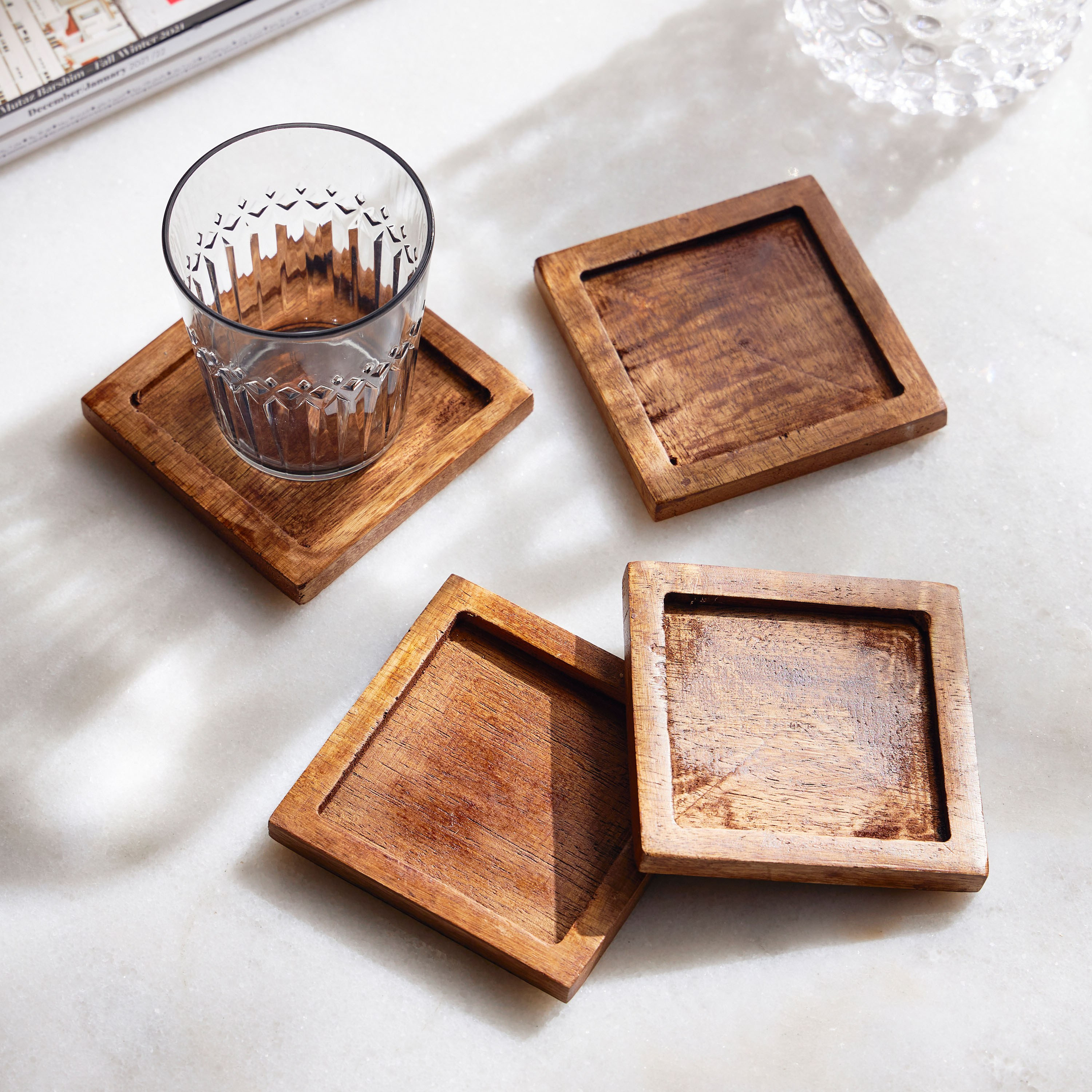طقم قواعد أكواب خشبية 4 قطع - 10x10 سم-household-dining-tablelinen-napkinsandaccessories-image-3