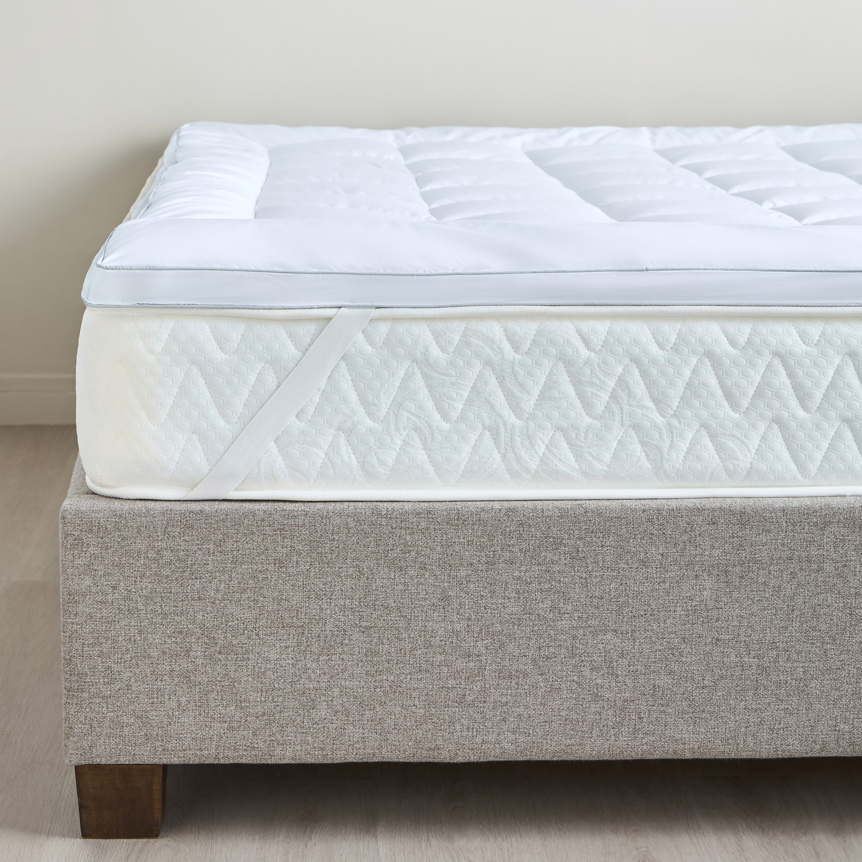 لبادة مرتبة سوبر كينج بريميوم داون من بديل زغب الريش - ليوسنت - 200x200x4 سم-household-bedding-mattresstoppersandprotectors-mattresstoppers-image-1