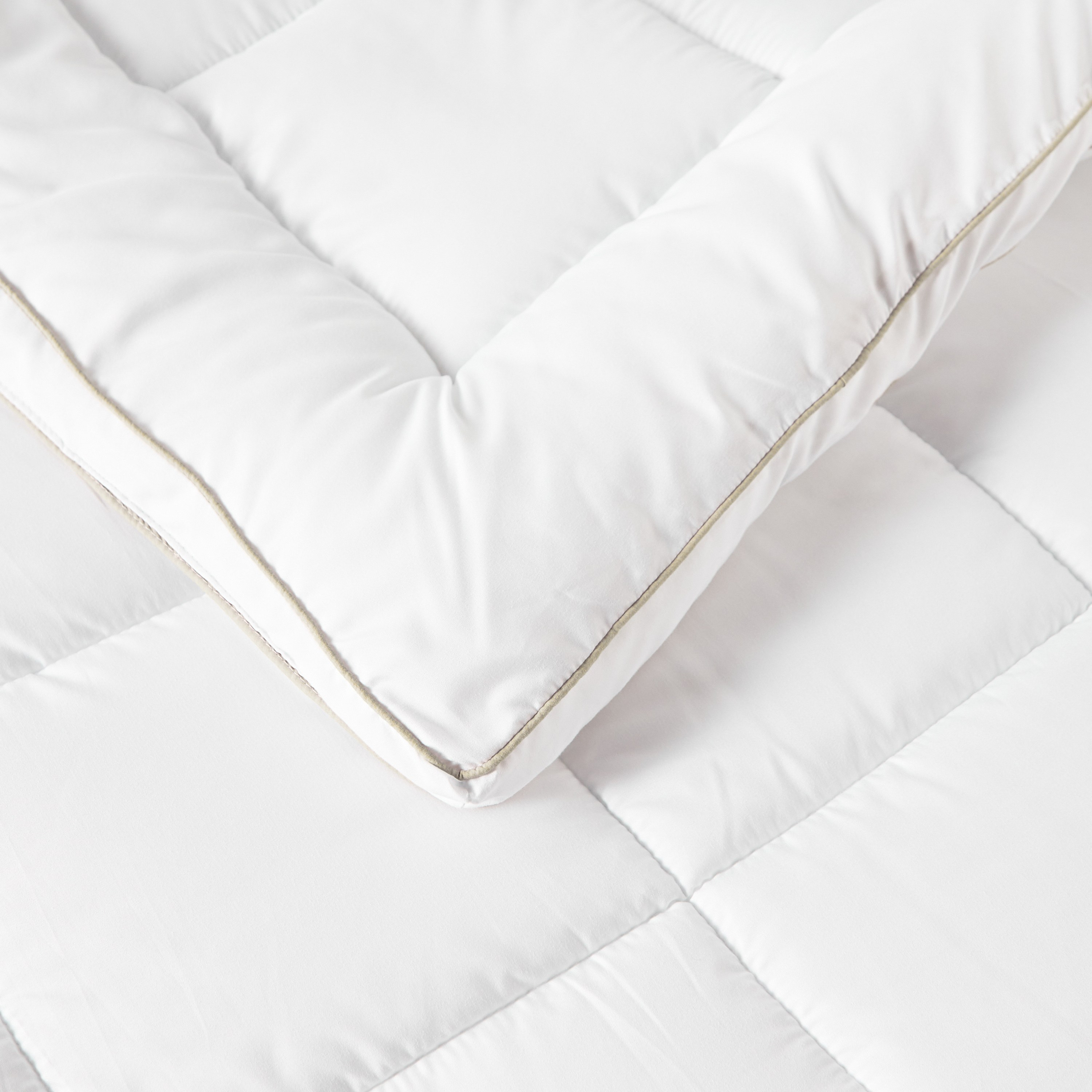 Lunar Single Mattress Topper - 90x200x4 cm-household-bedding-mattresstoppersandprotectors-mattresstoppers-image-3