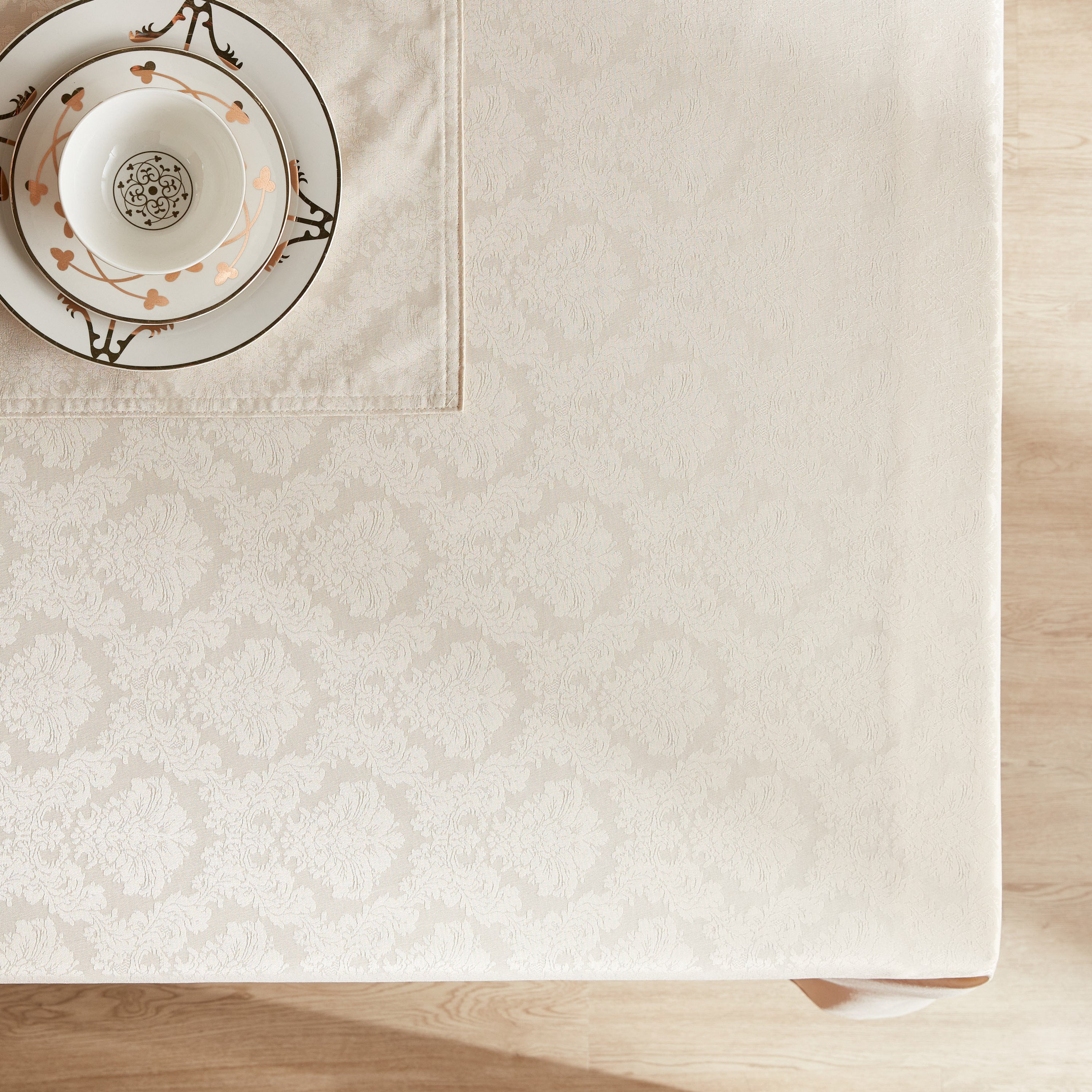 Joyce Table Cover - 180x300 cm-household-dining-tablelinen-runnersandtablecovers-image-2