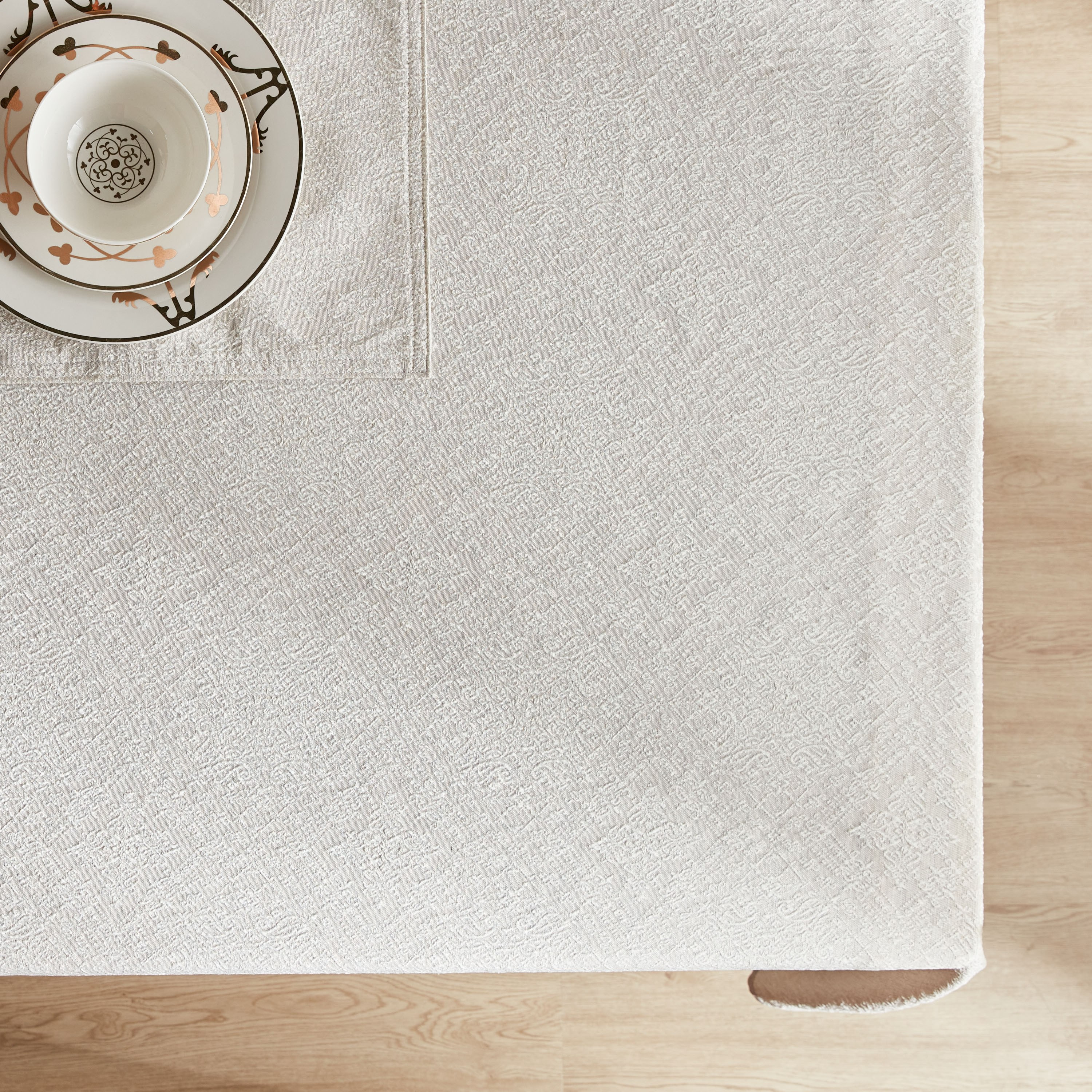Winona Table Cover - 150x250 cm-household-dining-tablelinen-runnersandtablecovers-image-2
