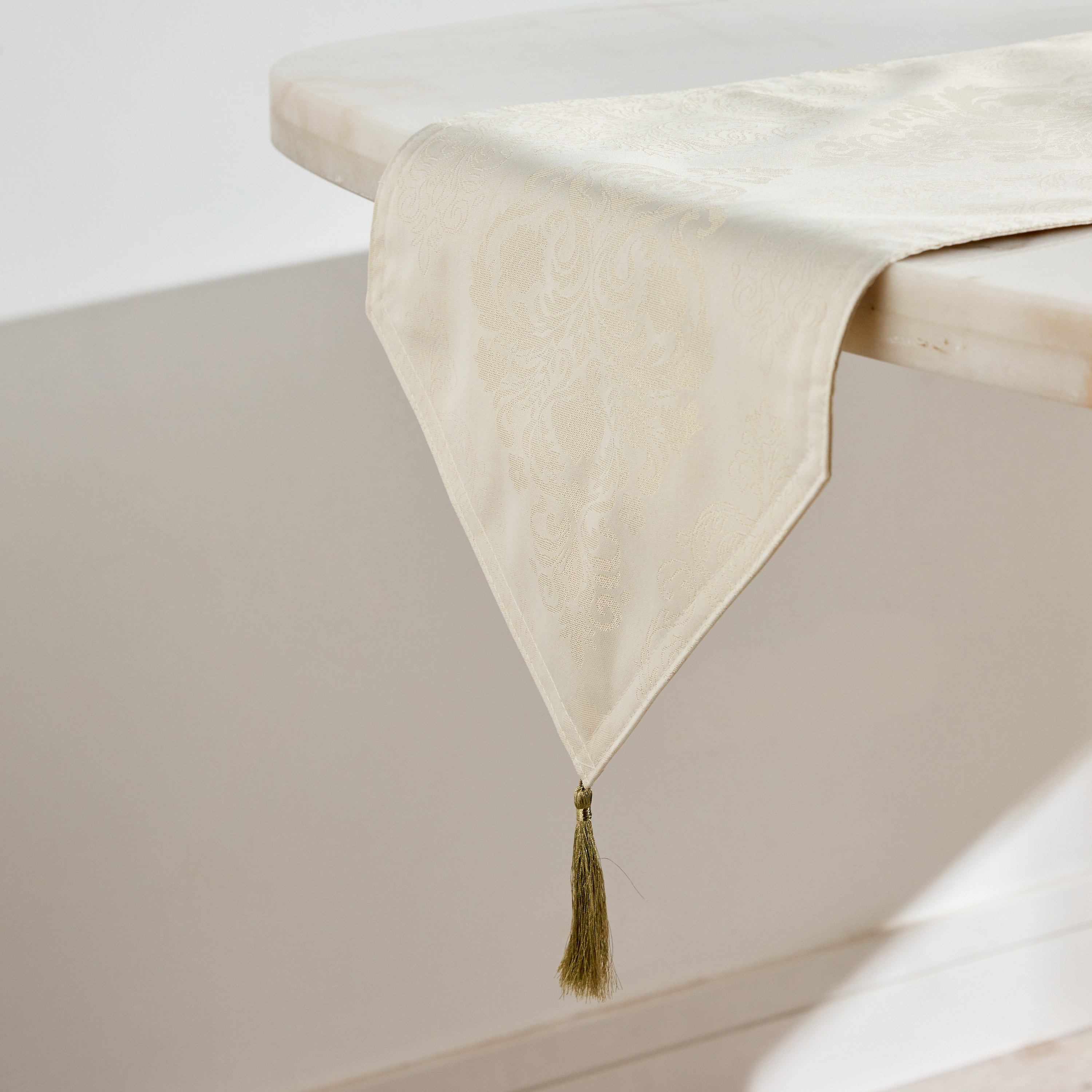 مفرش - كالب - 120 سم-household-dining-tablelinen-runnersandtablecovers-image-3