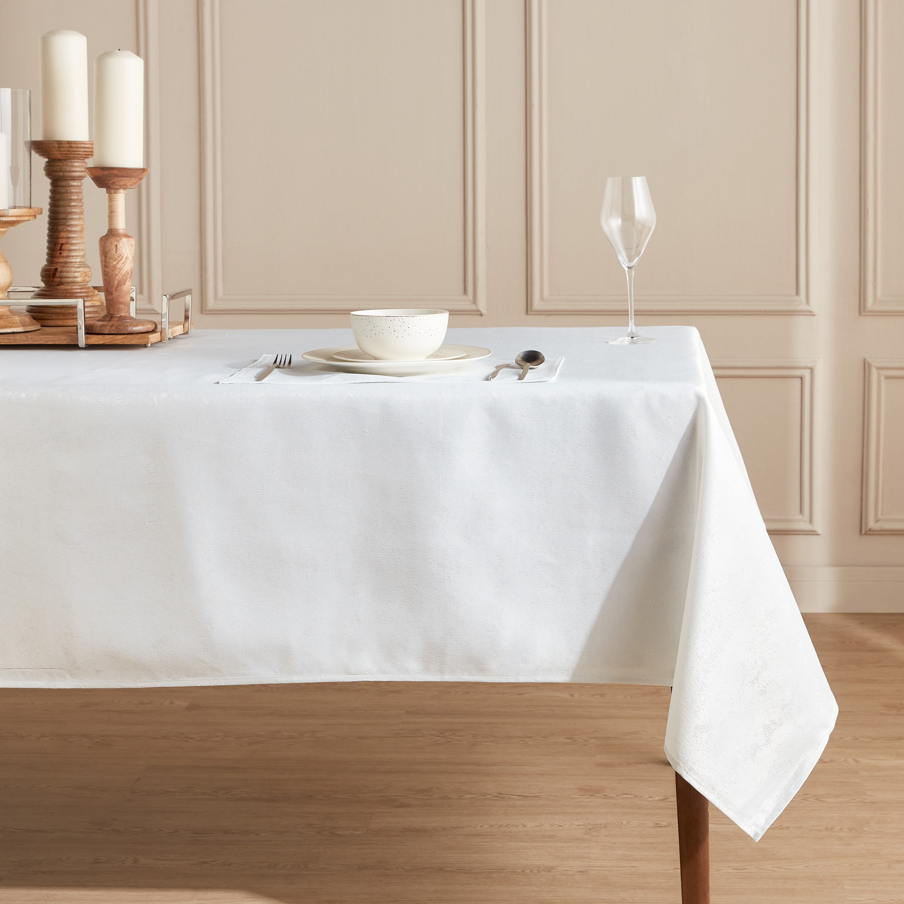 غطاء طاولة - سباركل - 150x250 سم-household-dining-tablelinen-runnersandtablecovers-image-2