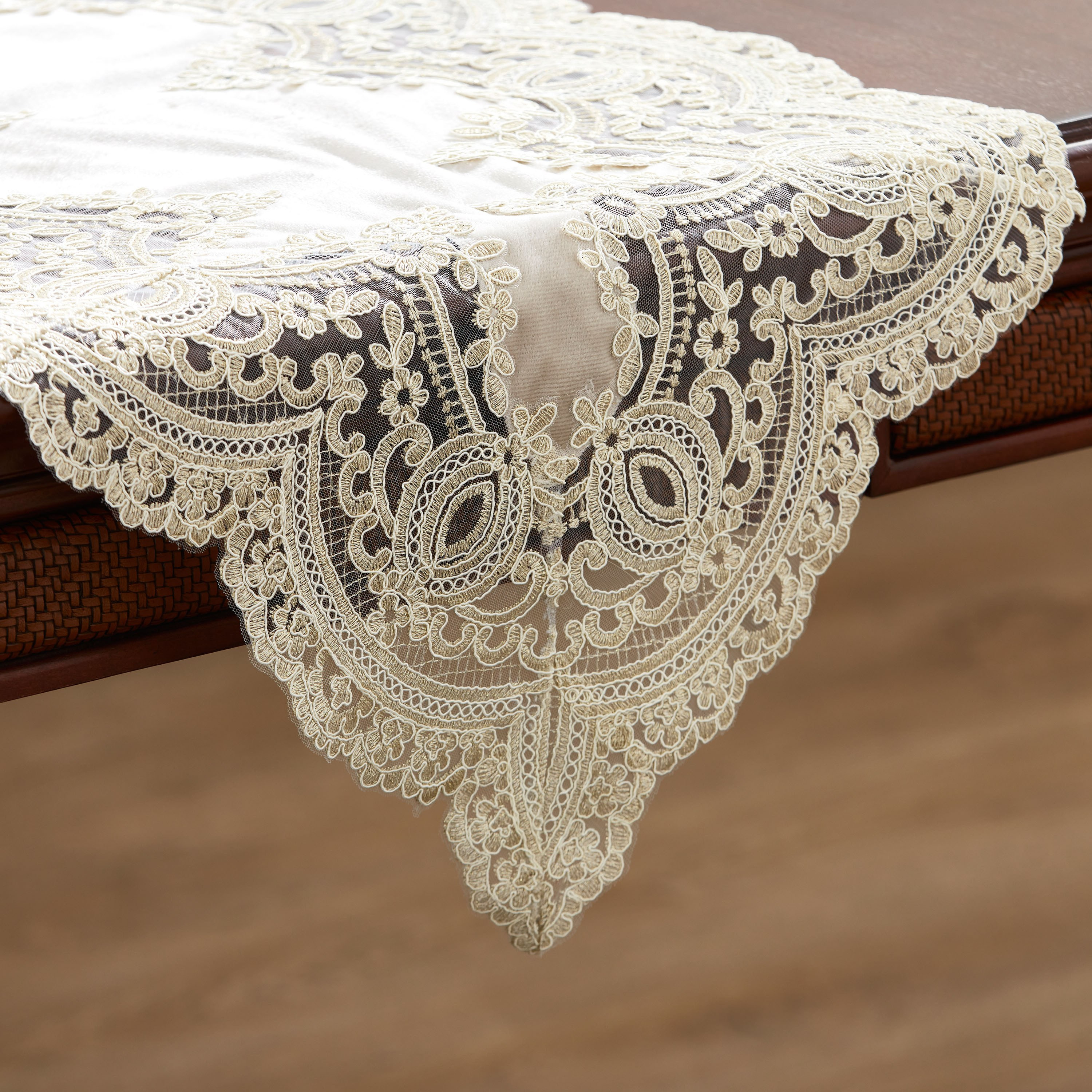 Aliyah Runner - 50x180 cm-household-dining-tablelinen-runnersandtablecovers-image-2