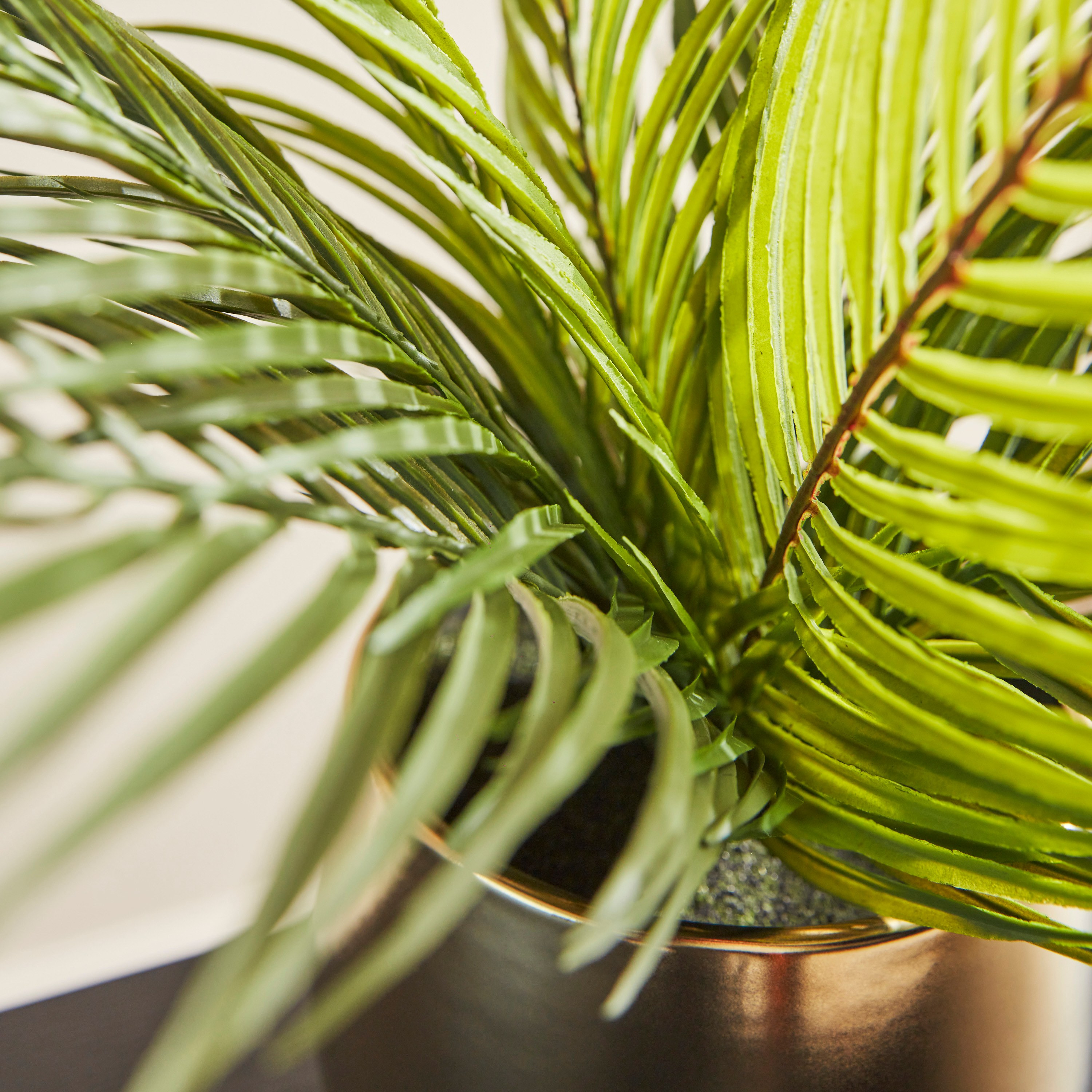 Nitid Palm in Pot - 44 cm-household-gardenandoutdoor-artificialplants-pottedplants-image-2