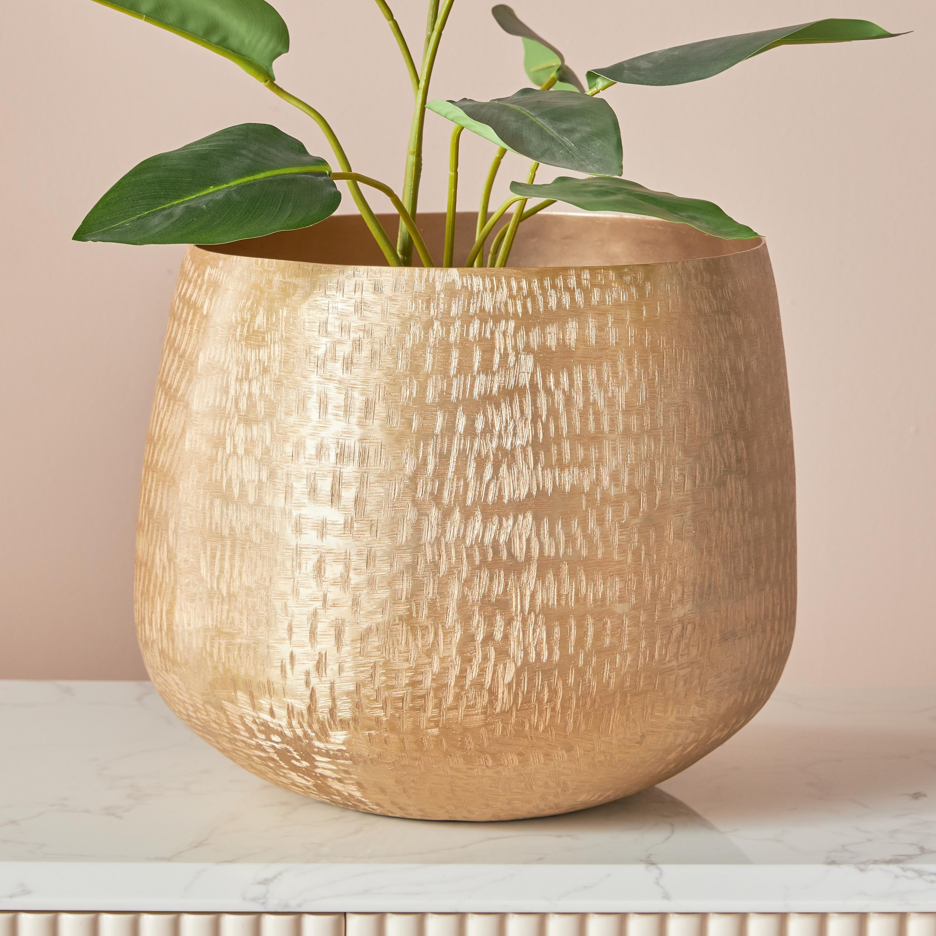 Montagne Metal Planter - 30 cm-household-gardenandoutdoor-potsandplanters-planters-image-2