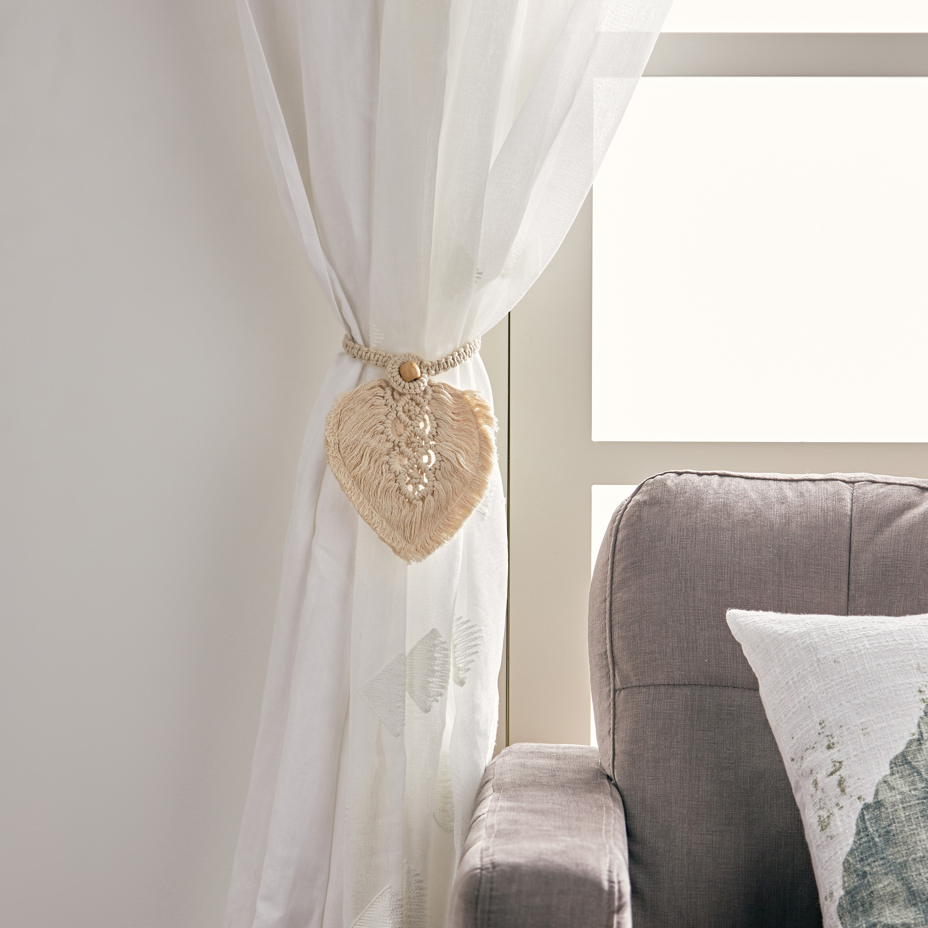 مثبت ستائر مكرمية بشكل ريشة - أديلا-household-windows-curtainrodsandaccessories-windowaccessories-image-3
