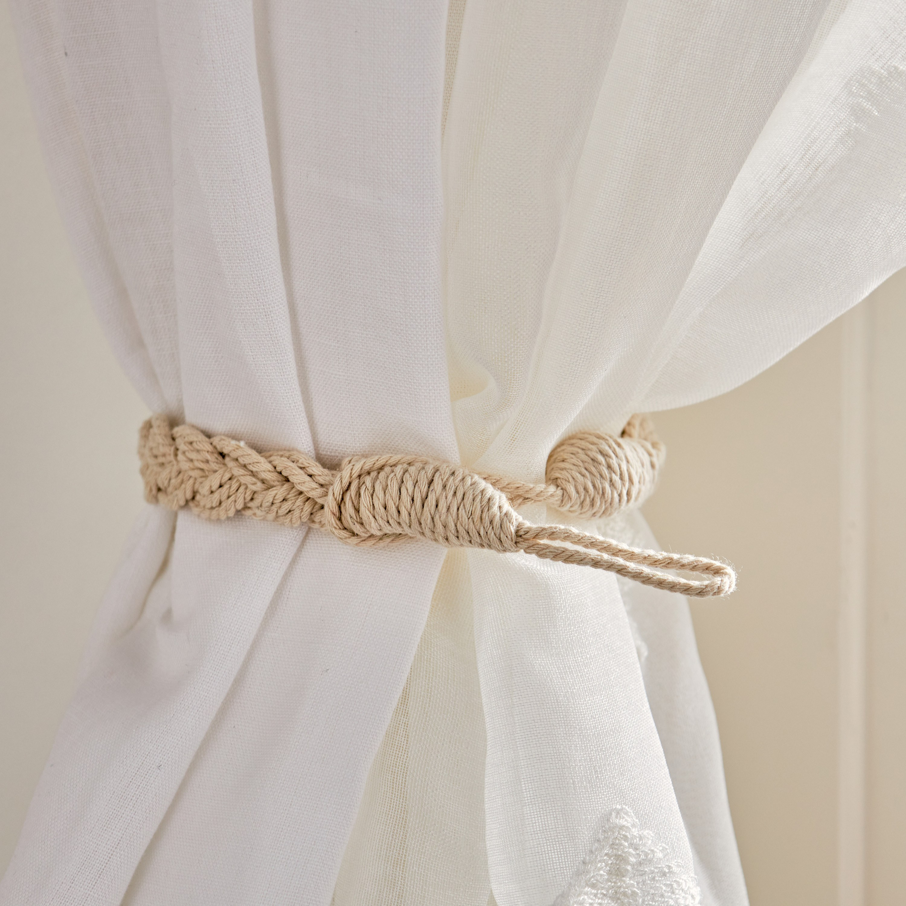 Cheval Curtain Tieback - 40 cm-household-windows-curtainrodsandaccessories-windowaccessories-image-2