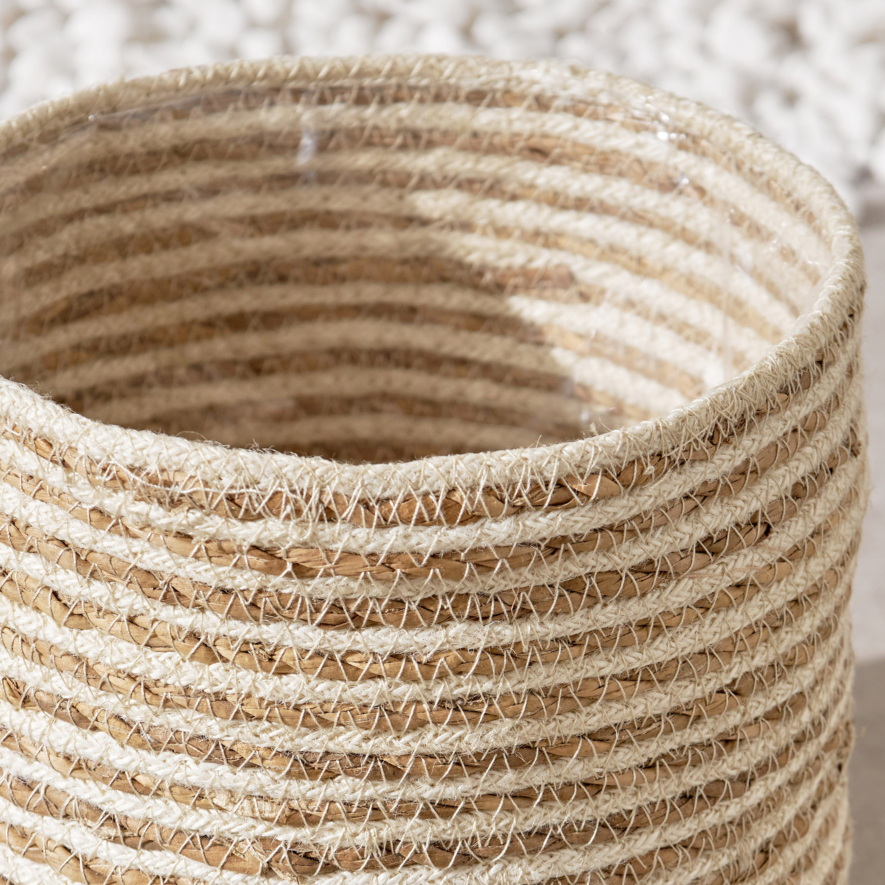 Tuscan Natural Grass and Planter Planter - 21 cm-household-gardenandoutdoor-potsandplanters-planters-image-2
