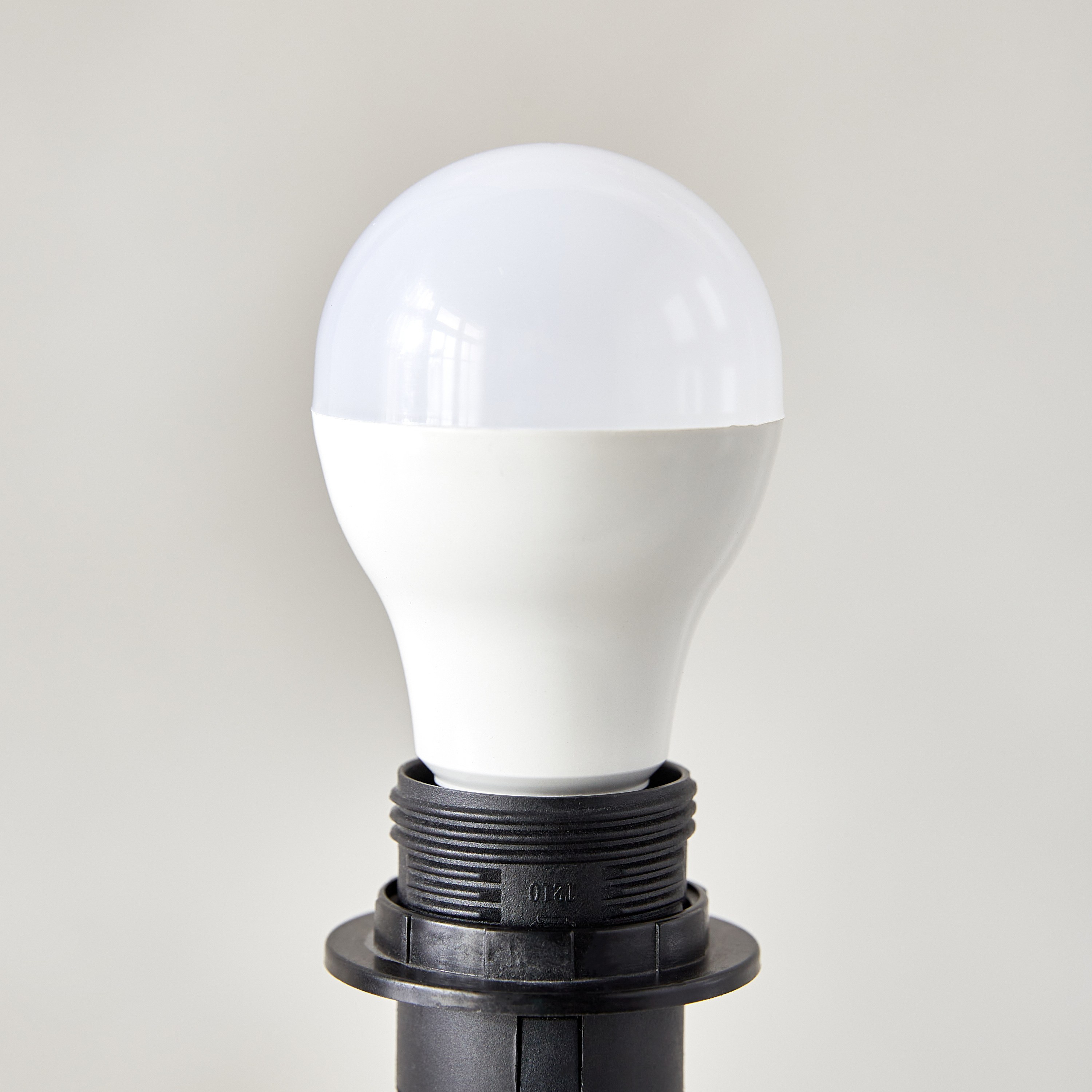 A60 LED Bulb - 11 W E27 1155 lumen Warm White-household-lighting-bulbsandbatteries-bulbs-image-2