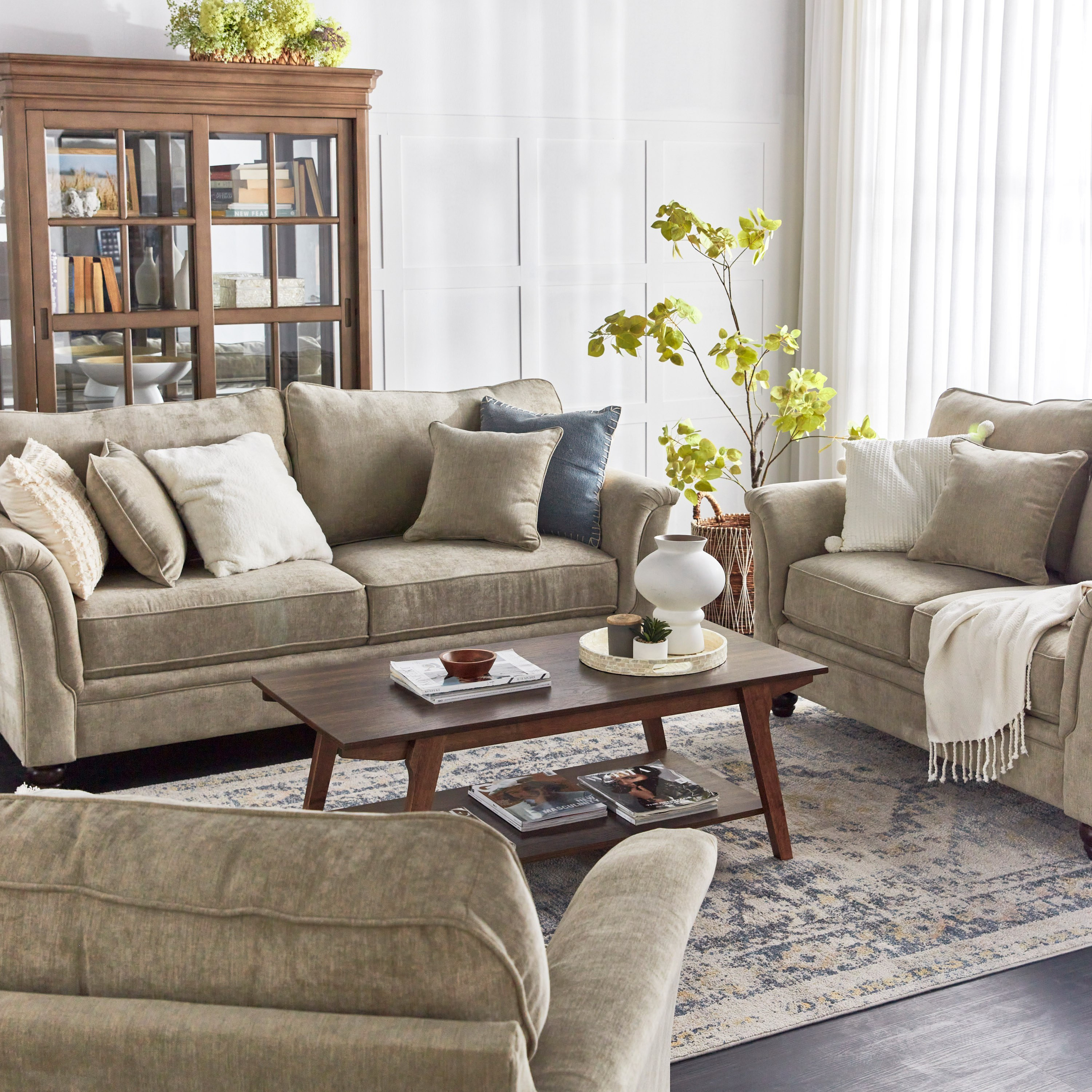 كرسي قماش بمساند ذراعين - لامسي-furniture-sofaandseating-armchairs-image-8