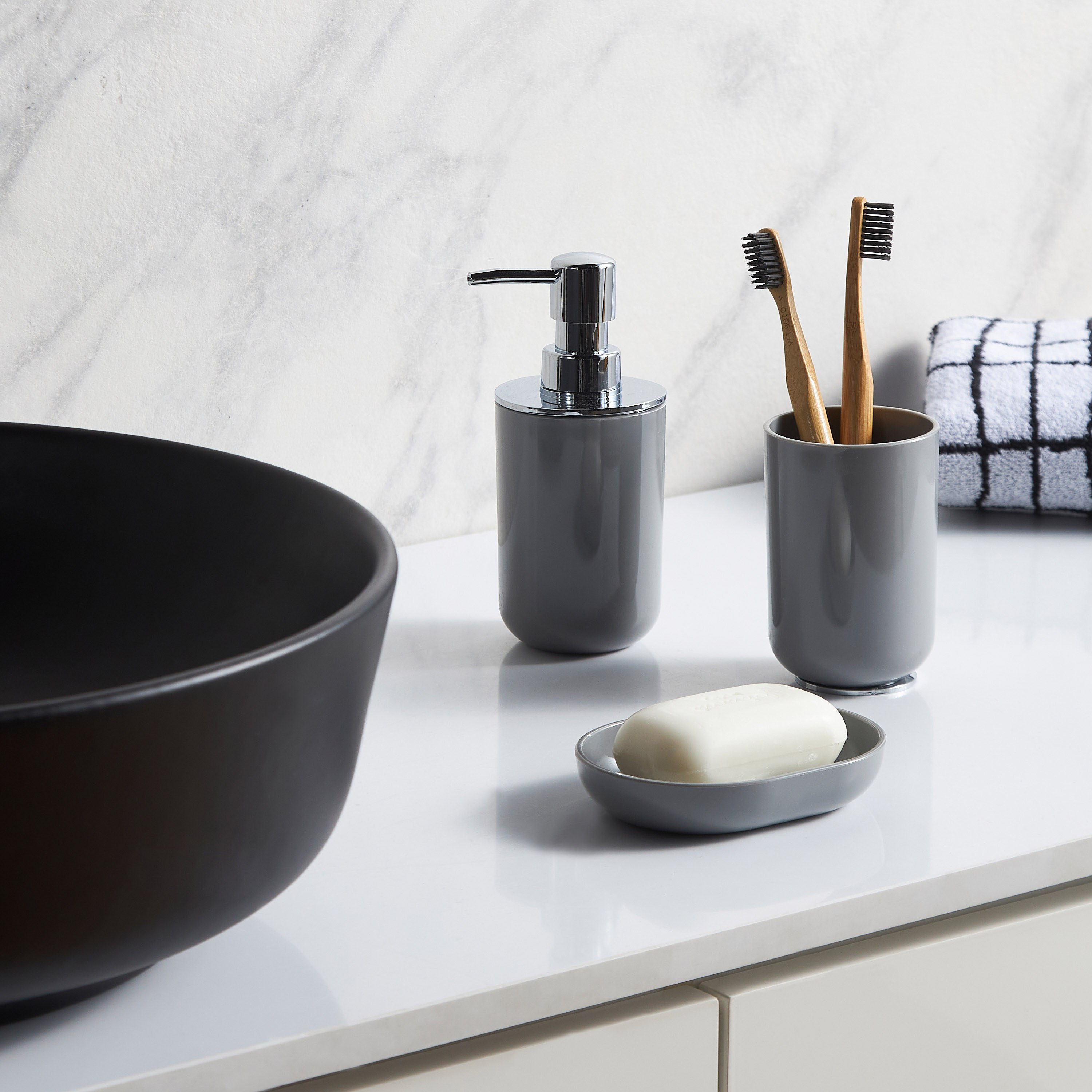 Ceci 3-Piece Bathroom Accessory Set-household-bathandlaundry-bathaccessories-bathaccessorysets-image-3