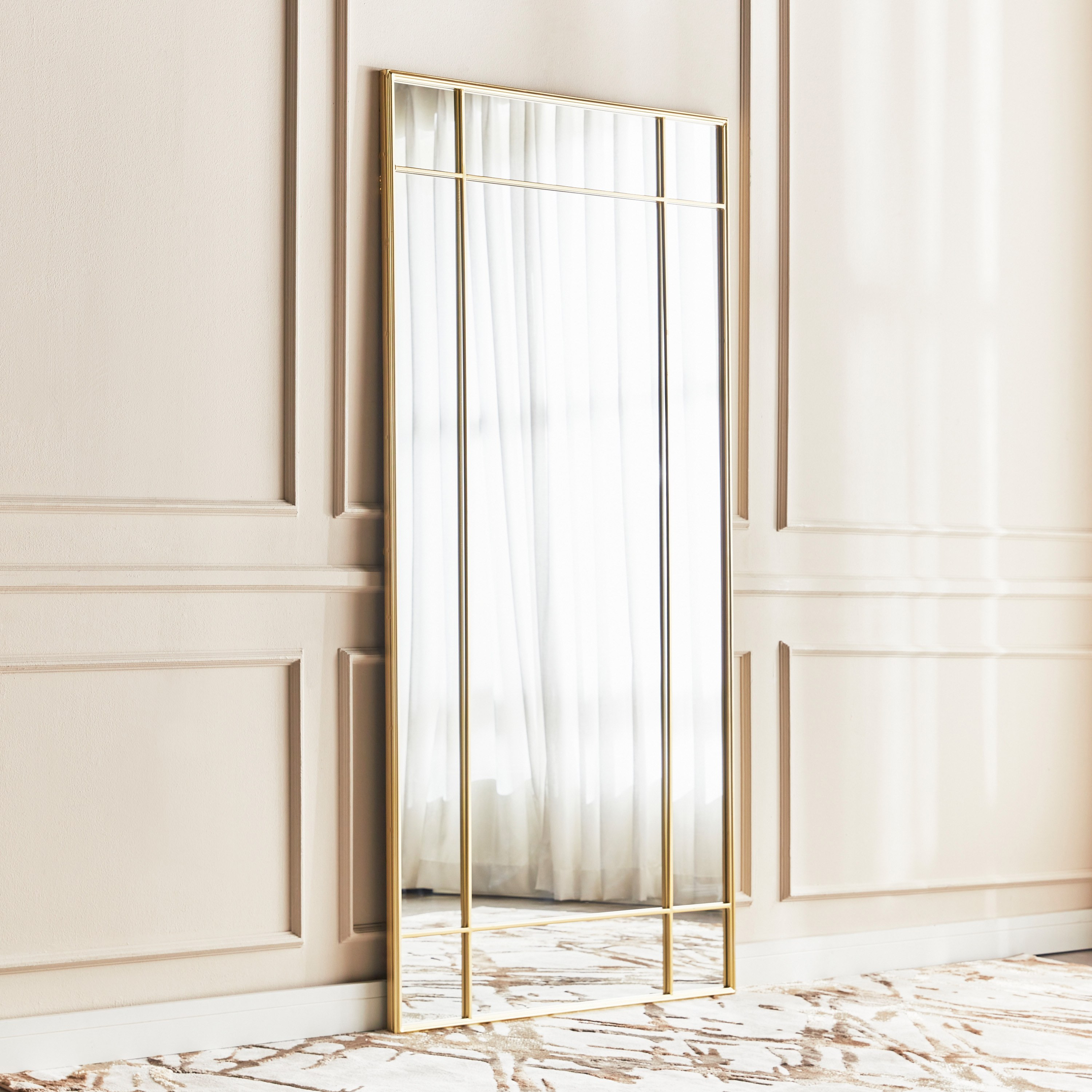 Gabrielle Leaner Mirror