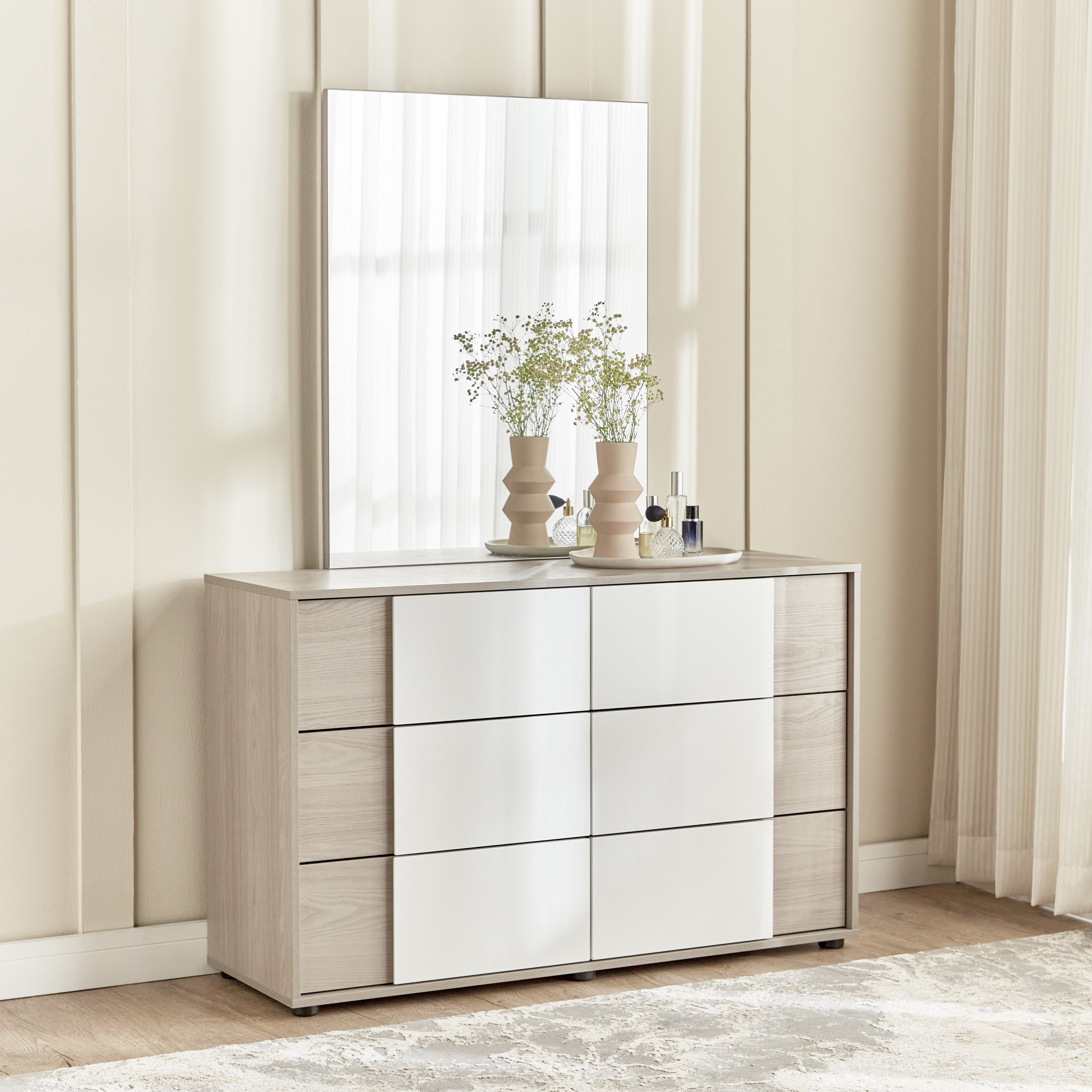 Mirrored 6 deals drawer chest