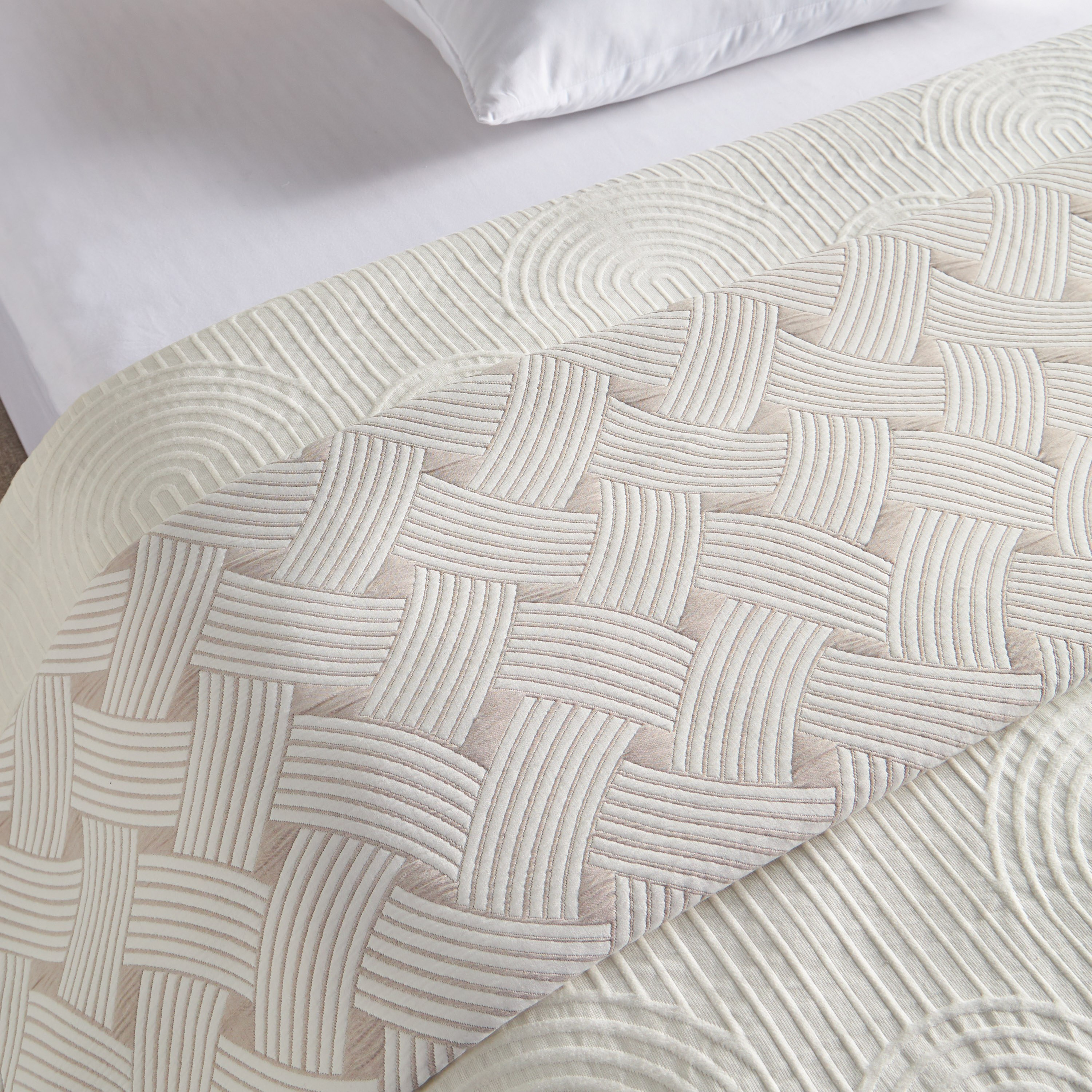 Zuri King Bedspread - 220x240 cm-household-bedding-comfortersandbedspreads-bedspreads-image-3