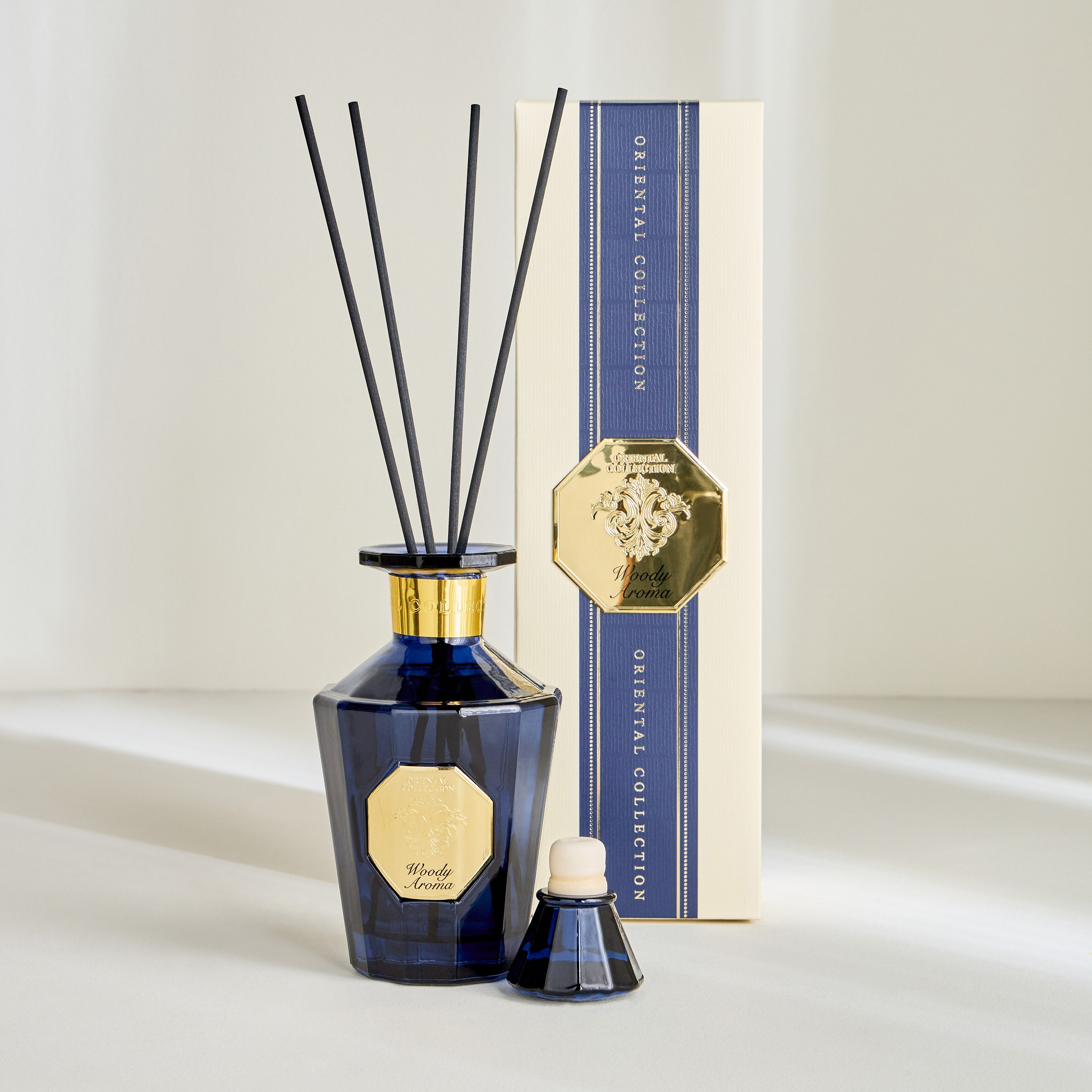 Oriental Woody Aroma Reed Diffuser - 500 ml-household-homefragrance-reeddiffusers-image-2