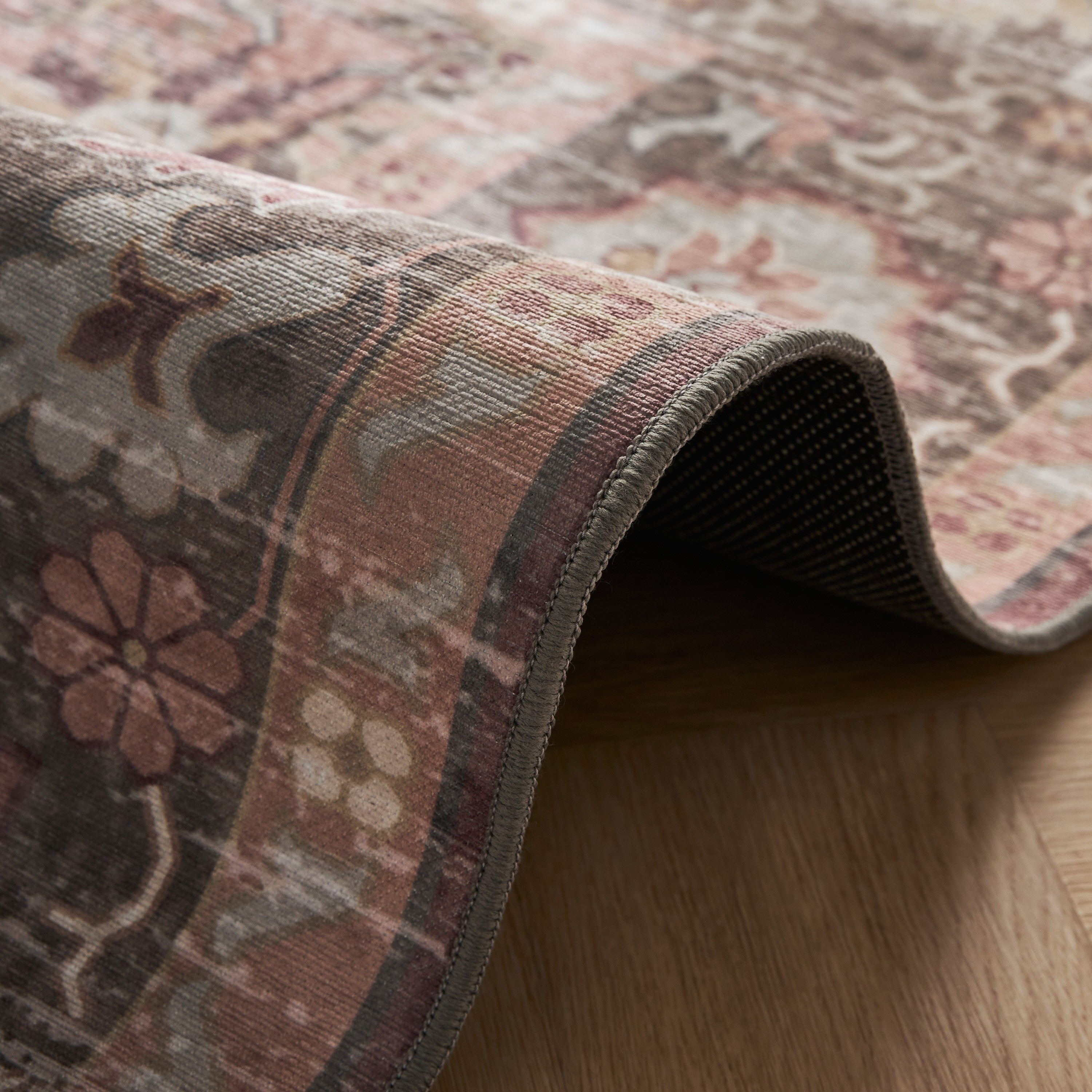 Suzzani Chenille Rug - 200x290 cm-household-rugsandcarpets-rugs-image-4