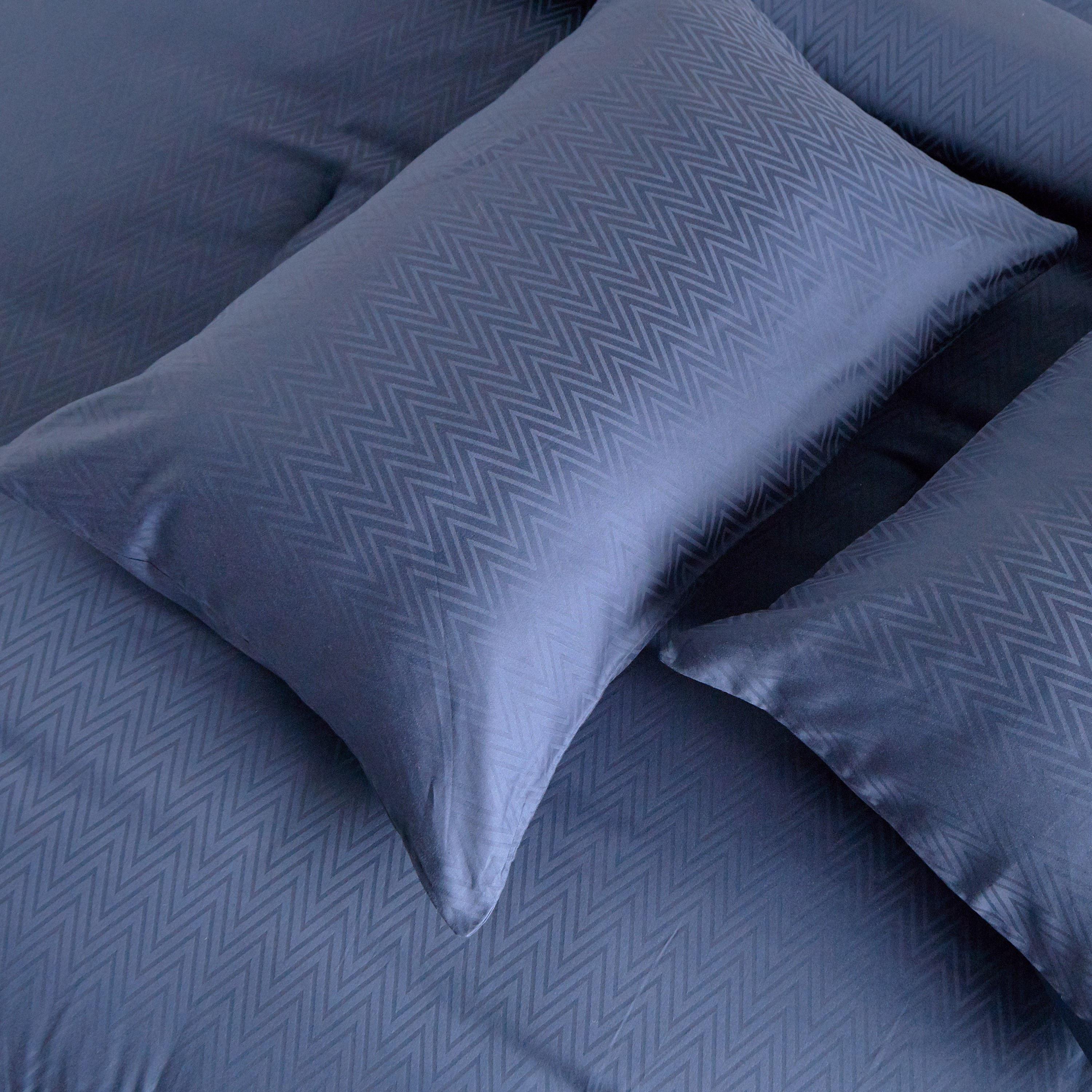 طقم لحاف كوين 3 قطع بعدد خيوط 300 ستان جاكار قطن خيزران - أسبين - 200x240 سم-household-bedding-comfortersandbedspreads-comforters-image-12