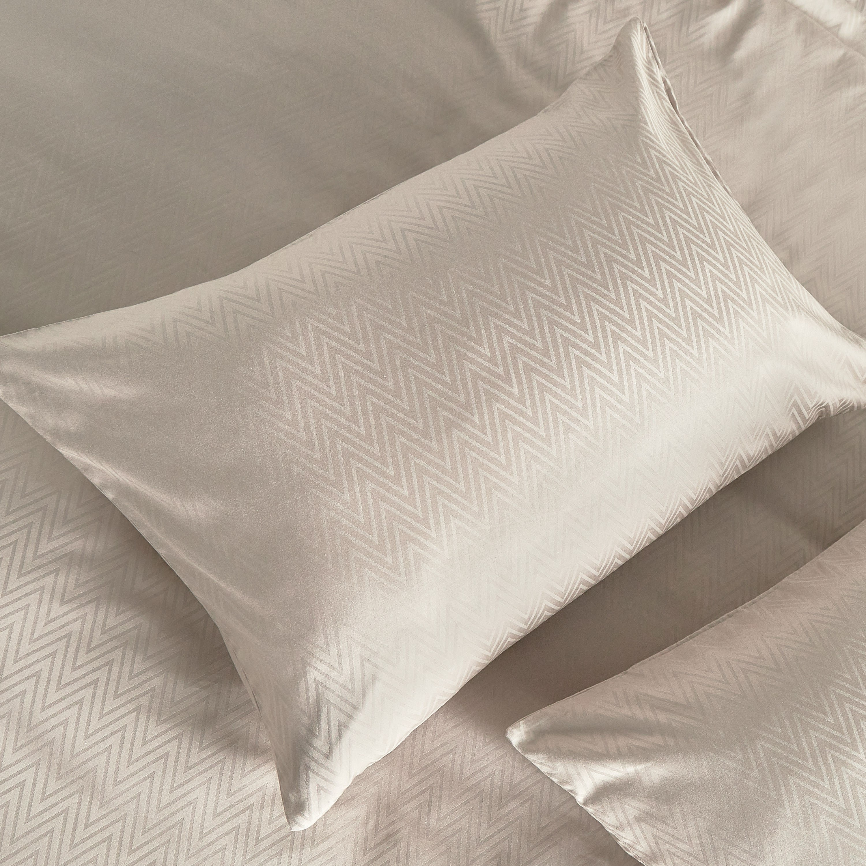 Aspen Cotton Bamboo Sateen 300 Thread Count 3-Piece King Duvet Cover Set - 230x220 cm-household-bedding-duvetandcovers-duvetcovers-image-3