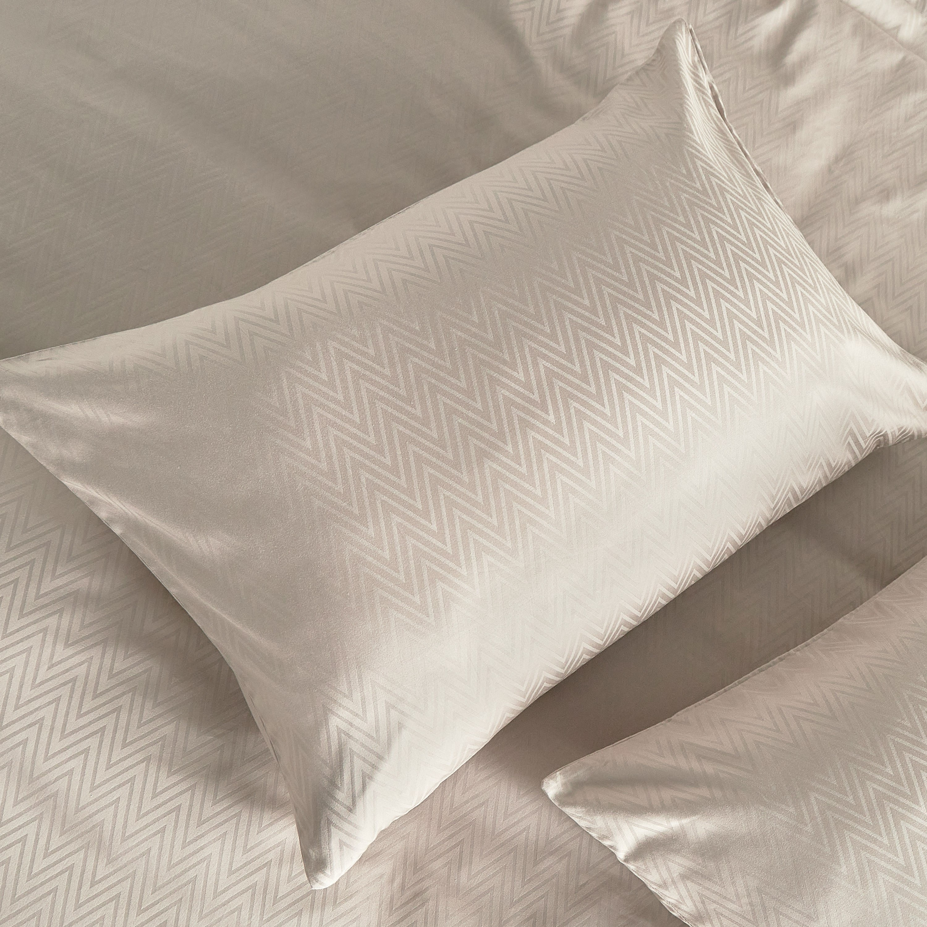 Aspen Cotton Bamboo Sateen 300 Thread Count 3-Piece Queen Duvet Cover Set - 200x200 cm-household-bedding-duvetandcovers-duvetcovers-image-3