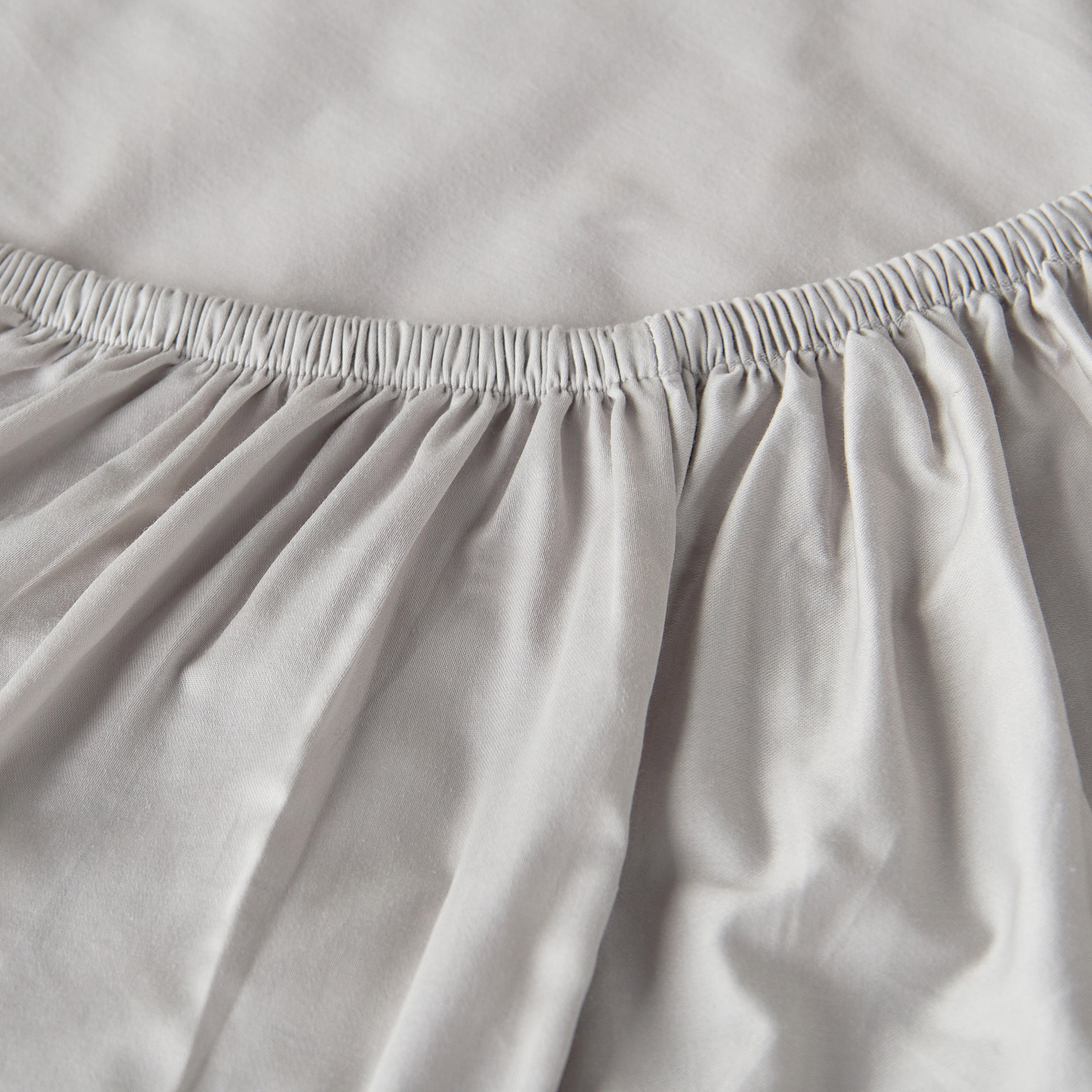 Aspen Cotton Bamboo Sateen 300 Thread Count Full Fitted Sheet - 120x200 cm-household-bedding-sheetsandpillowcases-fittedsheets-image-2