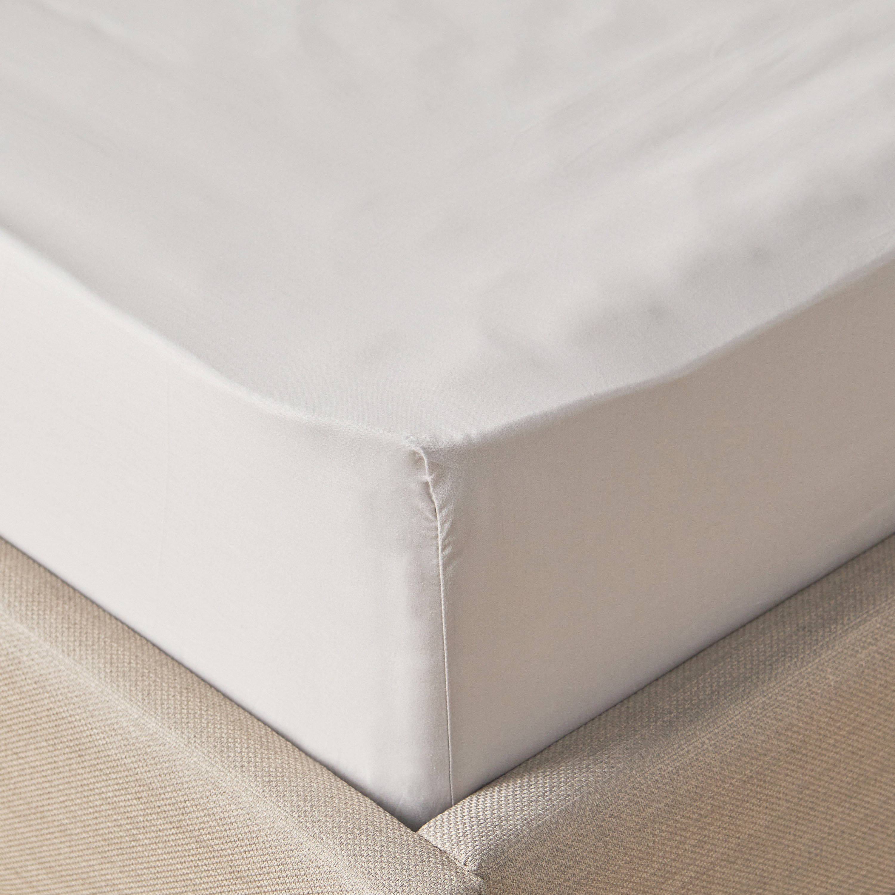 Aspen Cotton Bamboo Sateen 300 Thread Count Queen Fitted Sheet - 160x200 cm-household-bedding-sheetsandpillowcases-fittedsheets-image-1