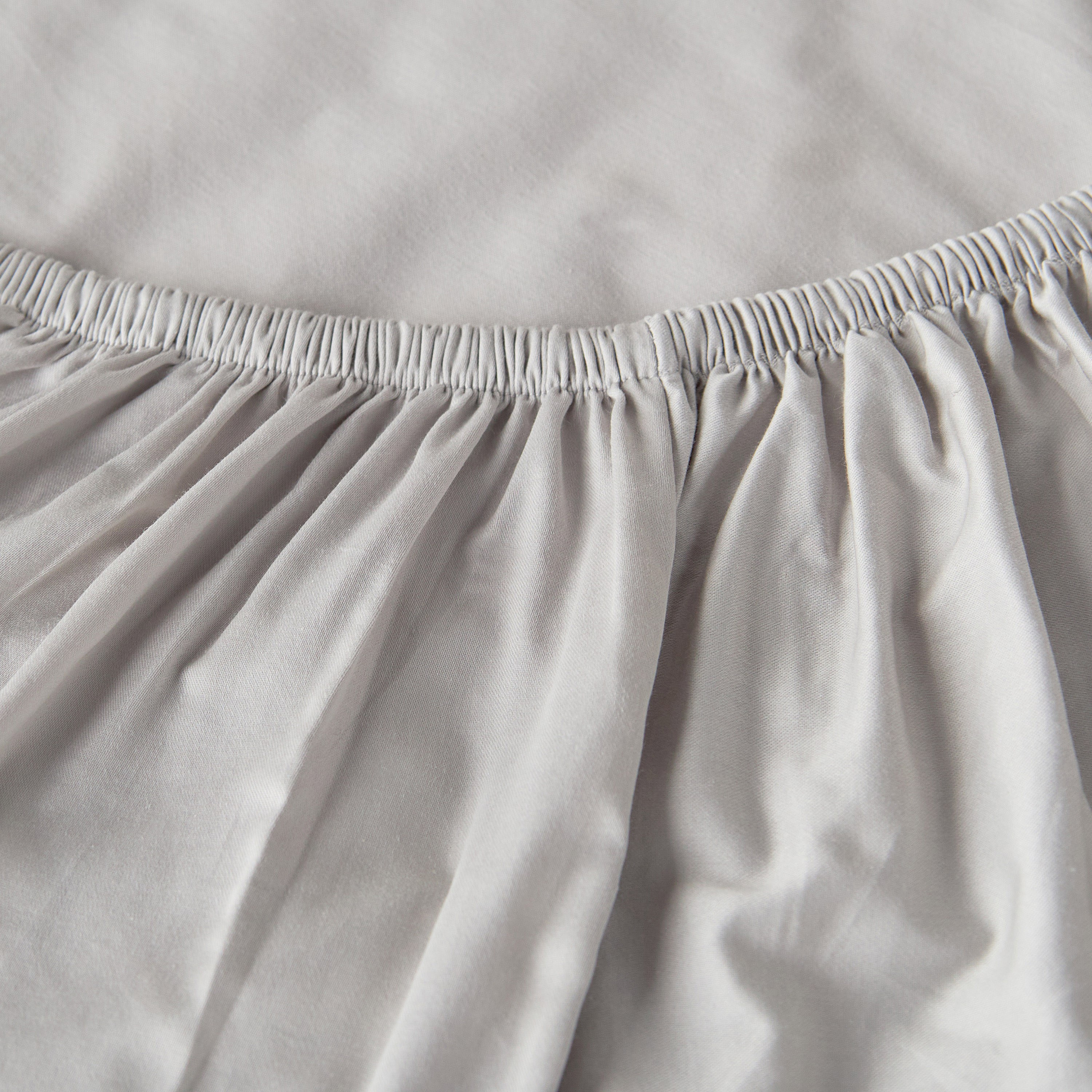 Aspen Cotton Bamboo Sateen 300 Thread Count Super King Fitted Sheet - 200x205 cm-household-bedding-sheetsandpillowcases-fittedsheets-image-2