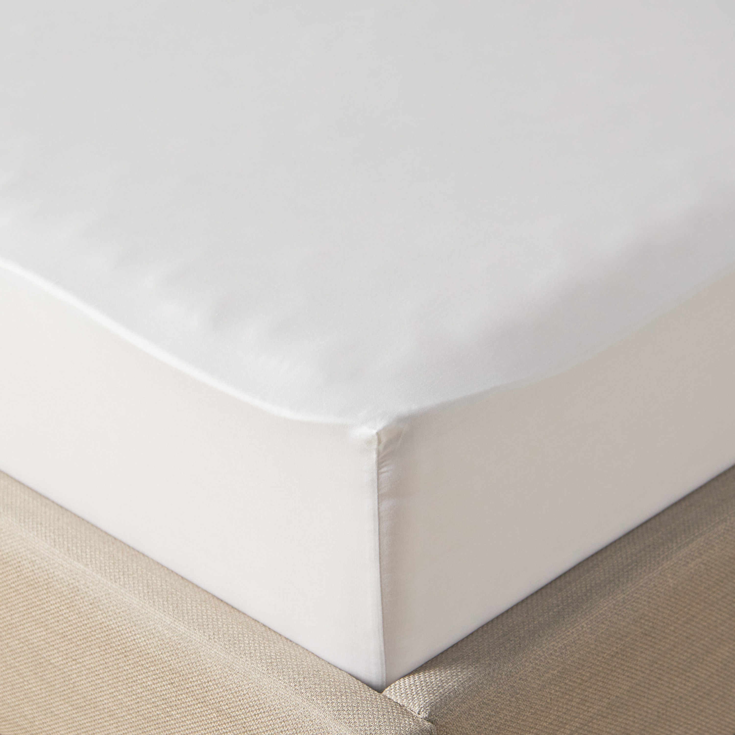 Aspen Cotton Bamboo Sateen 300 Thread Count Super King Fitted Sheet - 200x205 cm-household-bedding-sheetsandpillowcases-fittedsheets-image-1