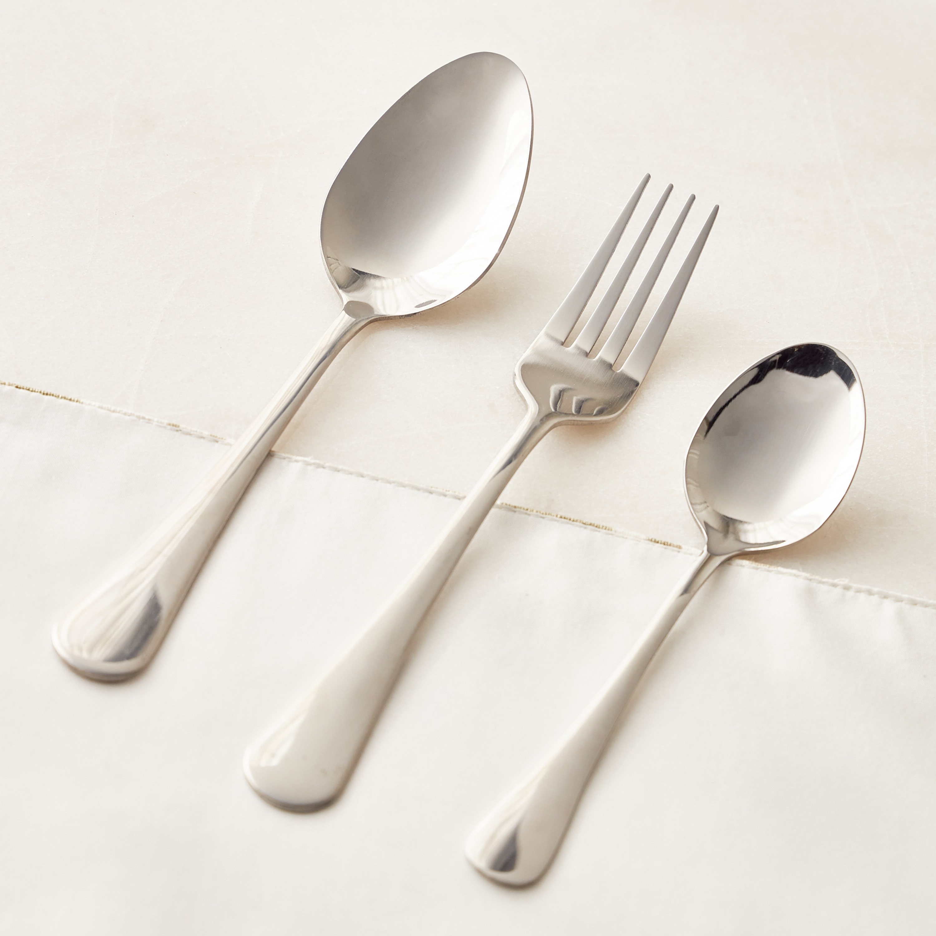Oro 18-Piece Cutlery Set with Caddy - Serves 6-household-dining-cutlery-cutlerysets-image-2