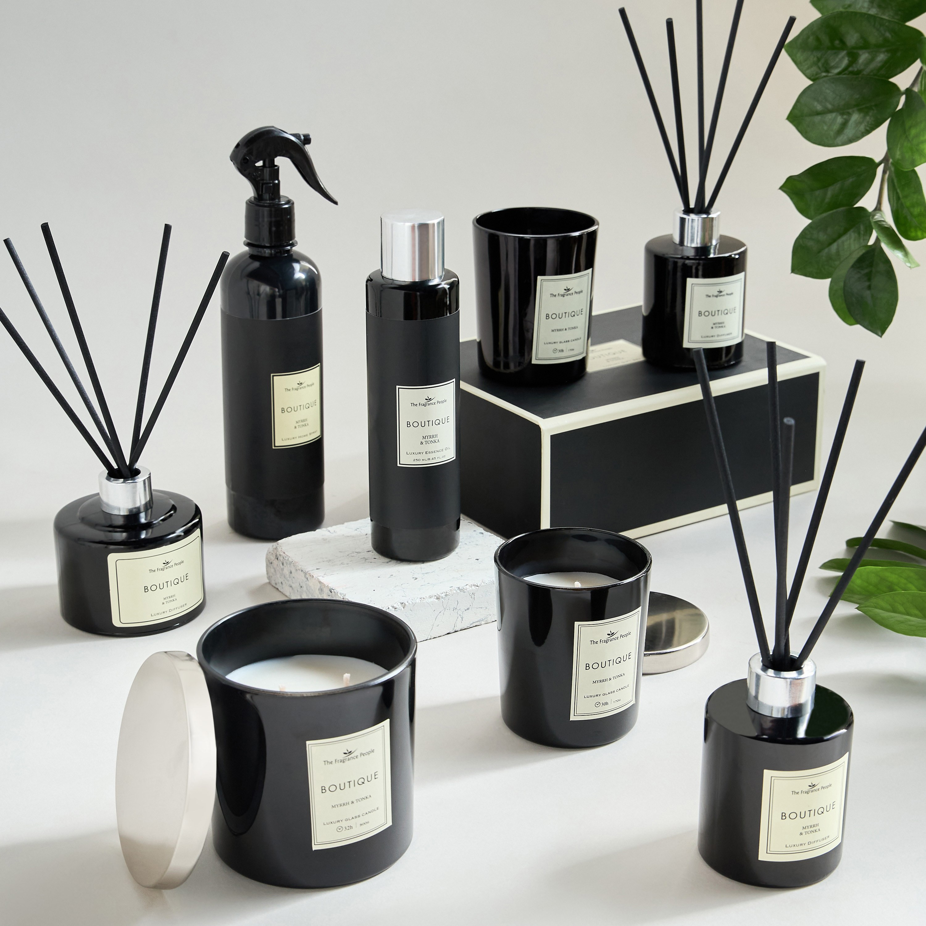 Boutique Black Tuberose Angelica Reed Diffuser - 200 ml-household-homefragrance-reeddiffusers-image-4