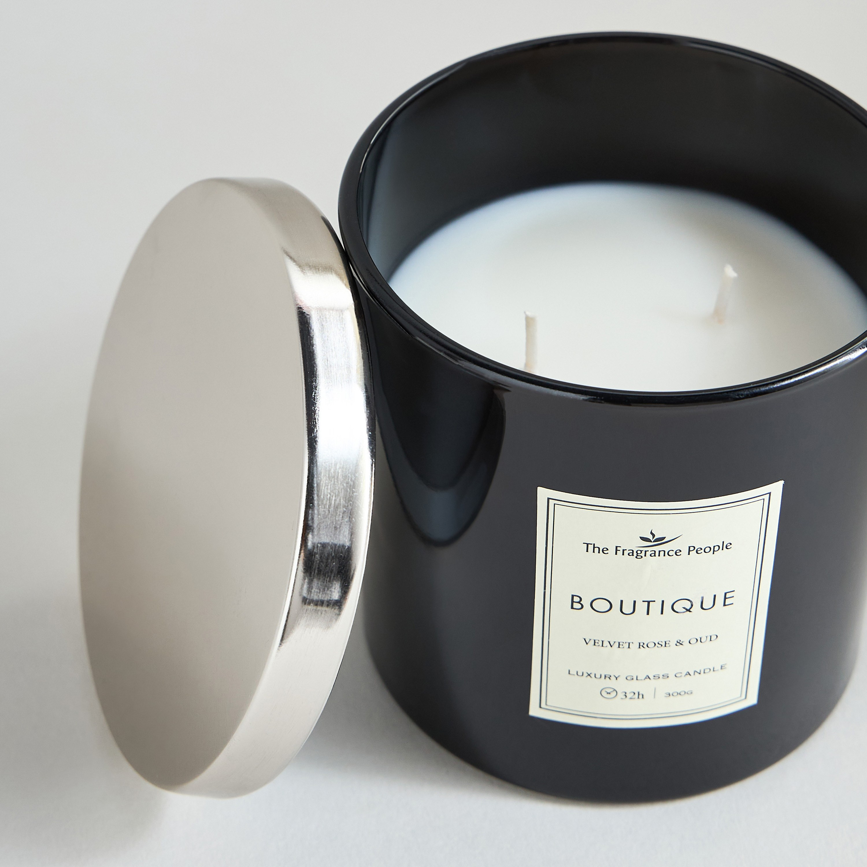 Boutique Black Velvet Rose and Oud Scented Jar Candle - 32 h-household-homefragrance-candles-image-2