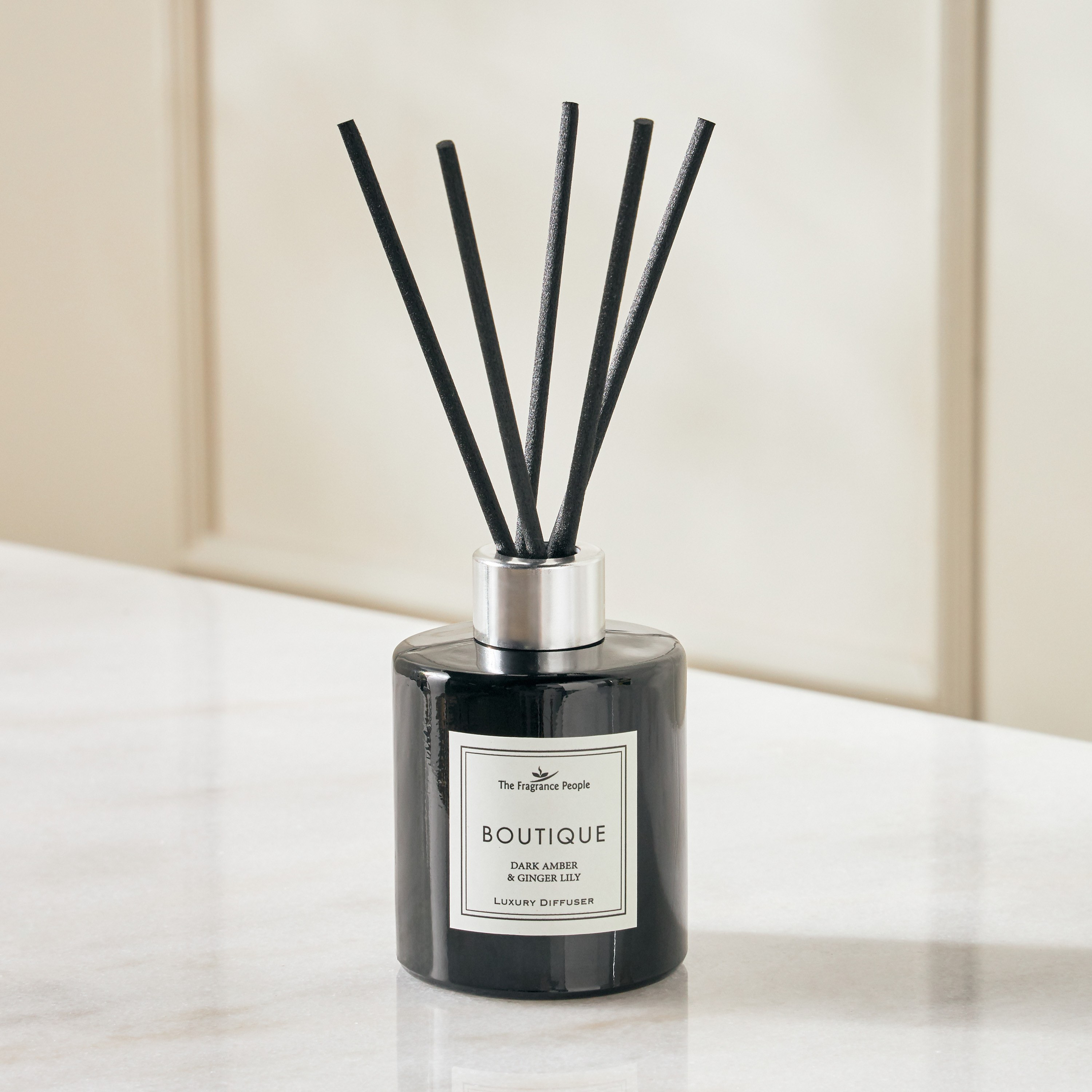 Shop Boutique Black Velvet Rose and Oud Reed Diffuser 100 ml Online