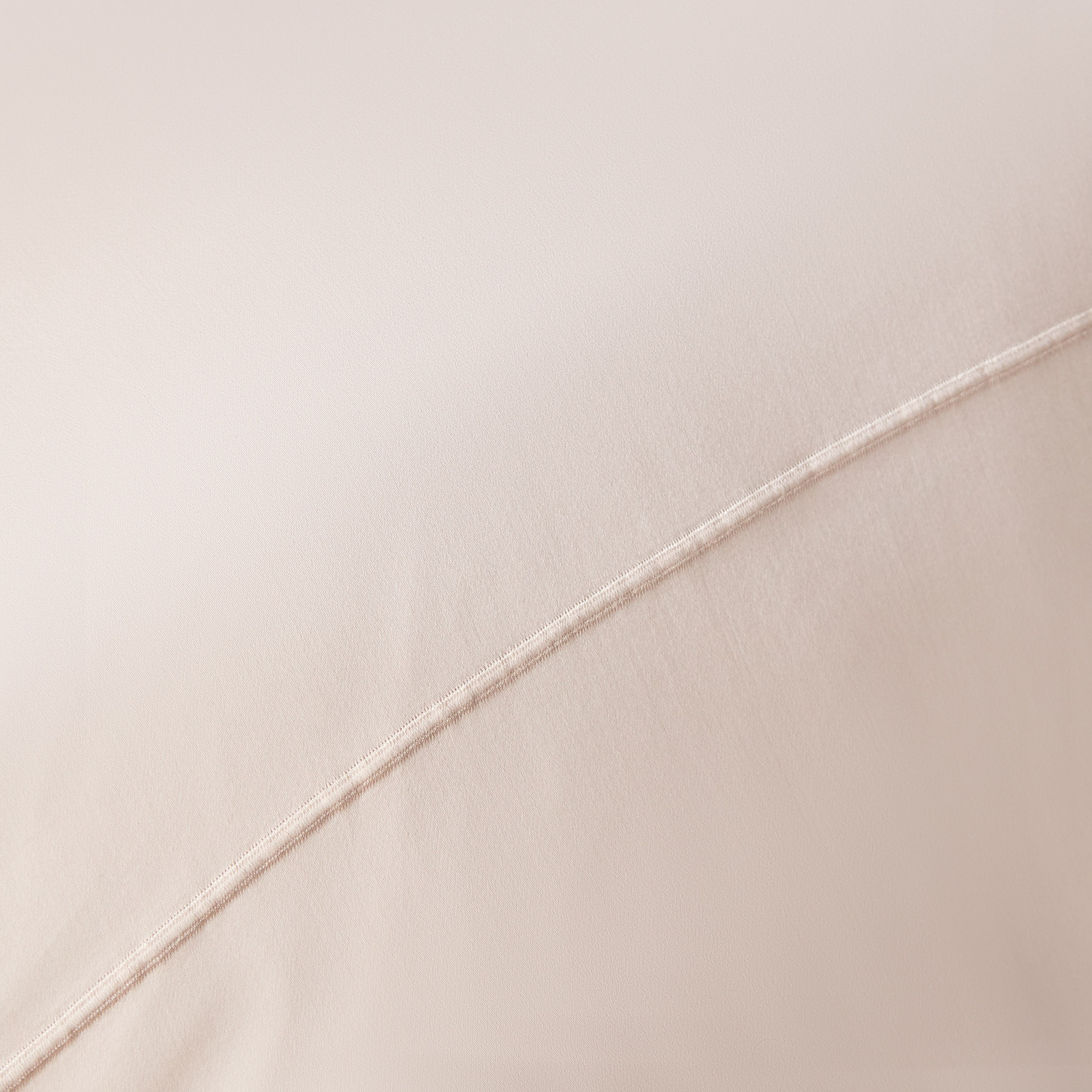 طقم غطاء لحاف سوبر كينج 3 قطع عدد خيوط 300 قطن مصري ساتين - أمور - 260x220 سم-household-bedding-duvetandcovers-duvetcovers-image-23