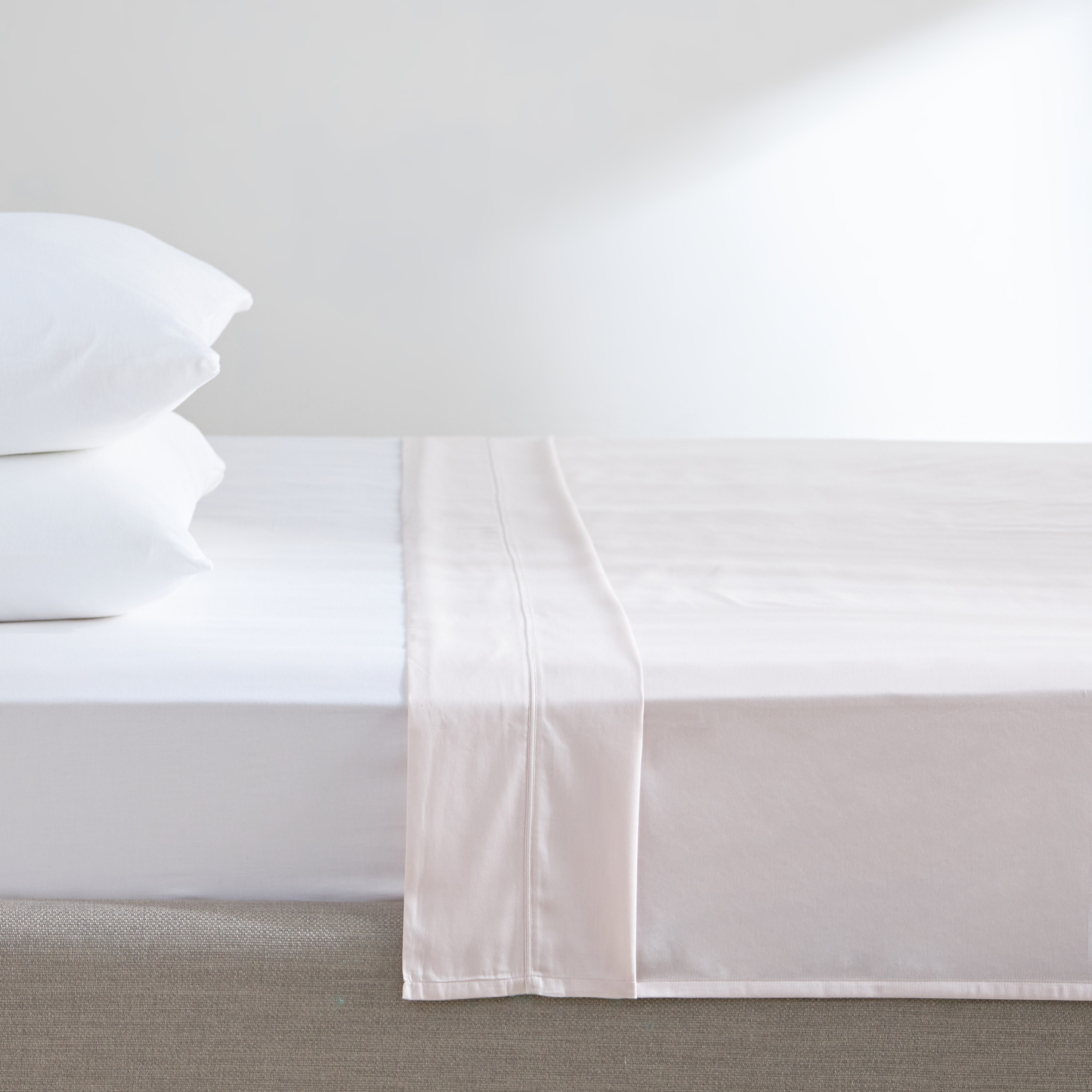Amour Egyptian Cotton Sateen 300 Thread Count Super King Flat Sheet - 260x270 cm-household-bedding-sheetsandpillowcases-flatsheets-image-1