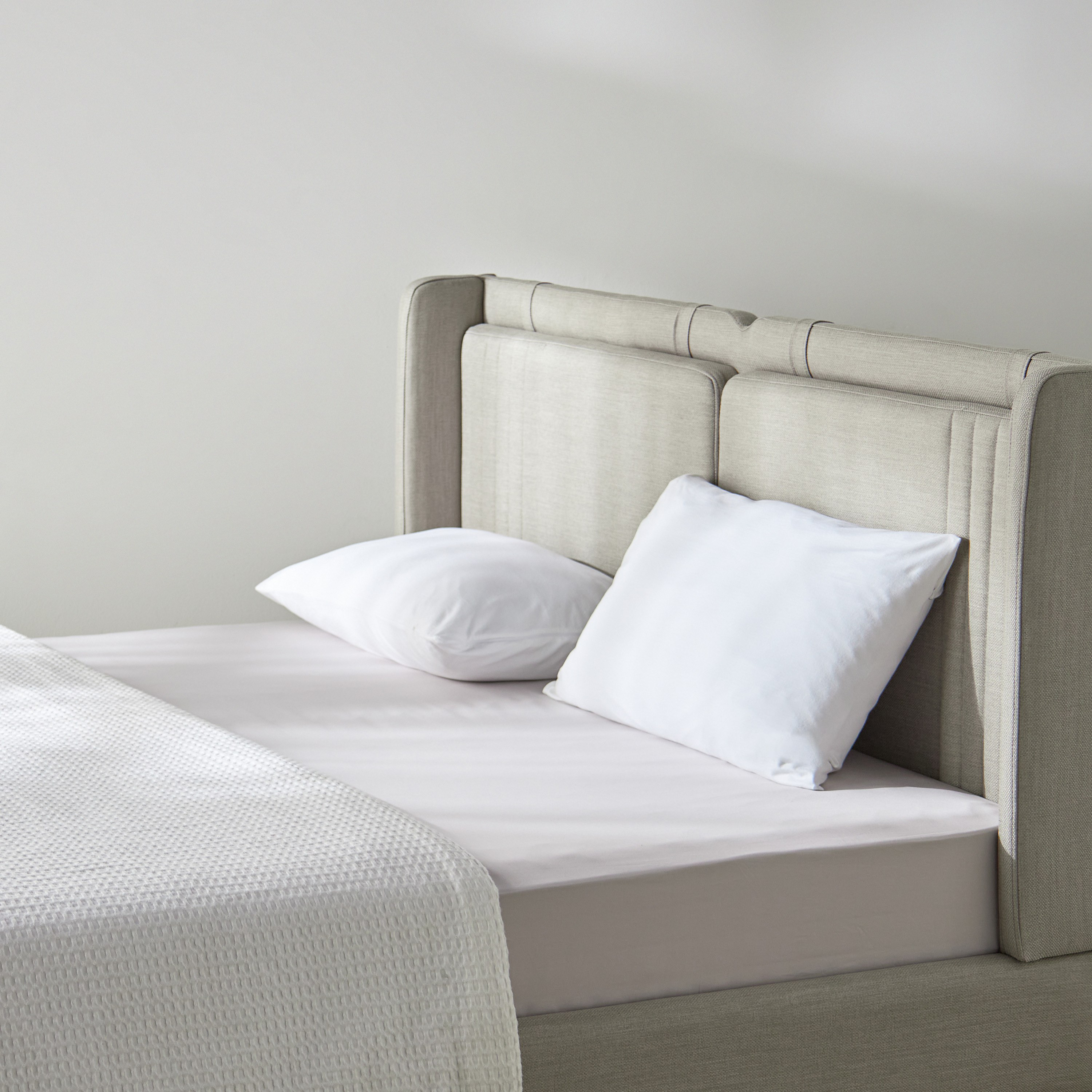 Amour Egyptian Cotton Sateen 300 Thread Count Queen Fitted Sheet - 160x200 cm-household-bedding-sheetsandpillowcases-fittedsheets-image-2