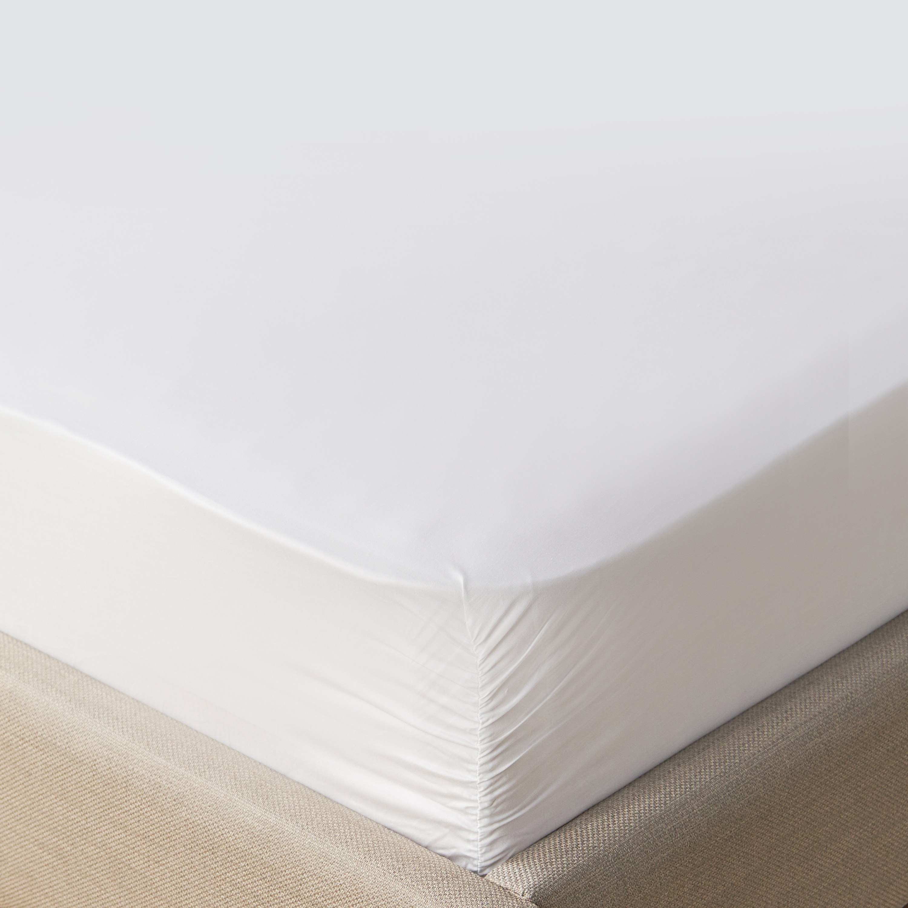 شرشف مطاطي كوين عدد خيوط 300 قطن ساتين مصري - أمور - 160x200 سم-household-bedding-sheetsandpillowcases-fittedsheets-image-4