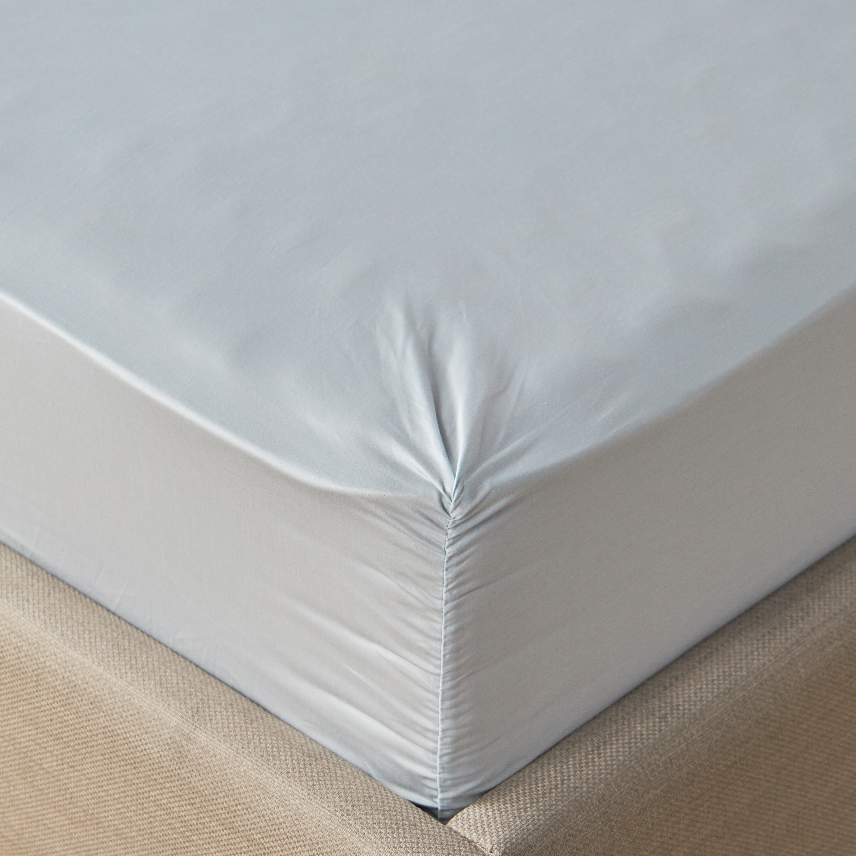 Amour Egyptian Cotton Sateen 300 Thread Count Super King Fitted Sheet - 200x205 cm