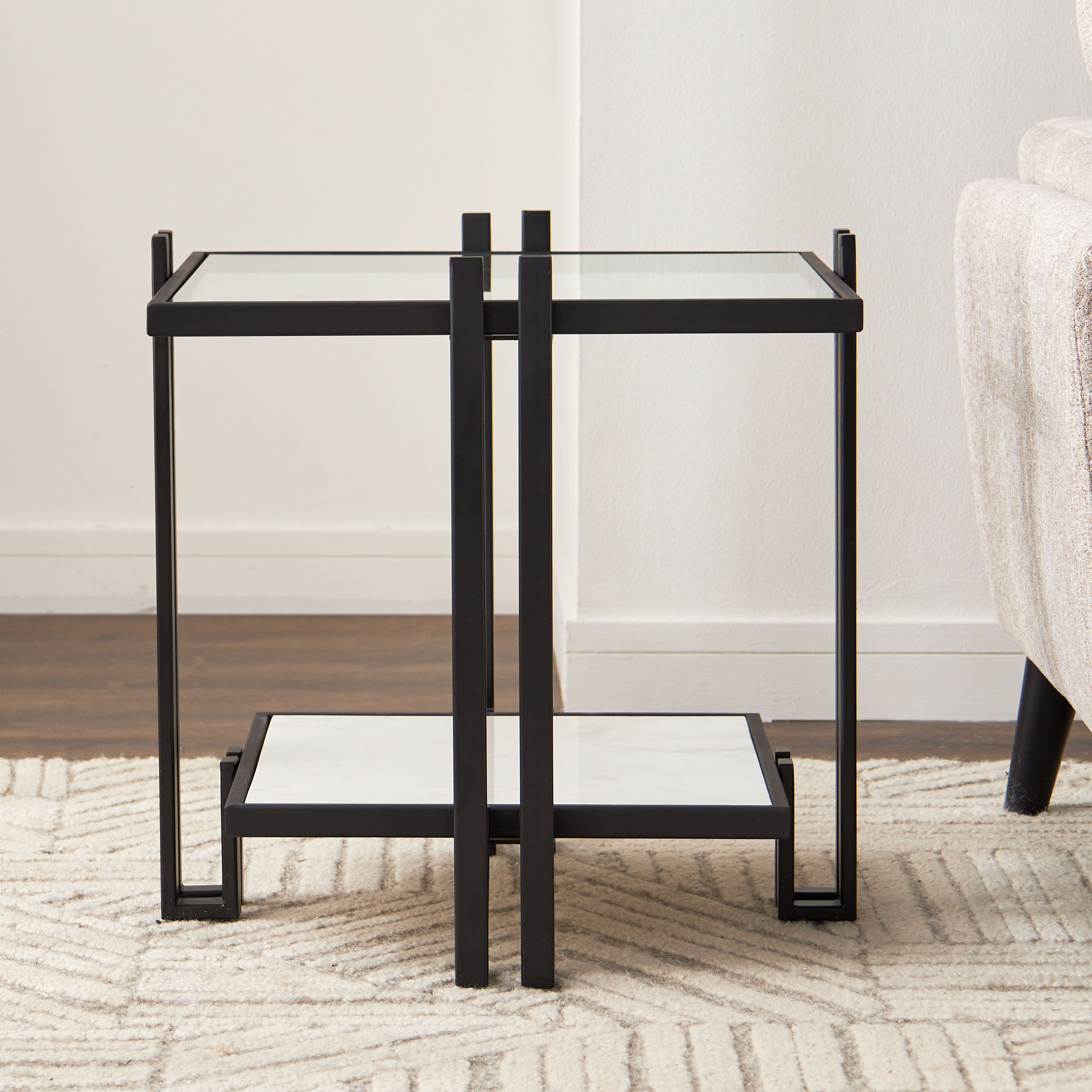 طاولة جانبية بسطح زجاجي - بيتسي-furniture-livingroom-sideandendtables-image-2